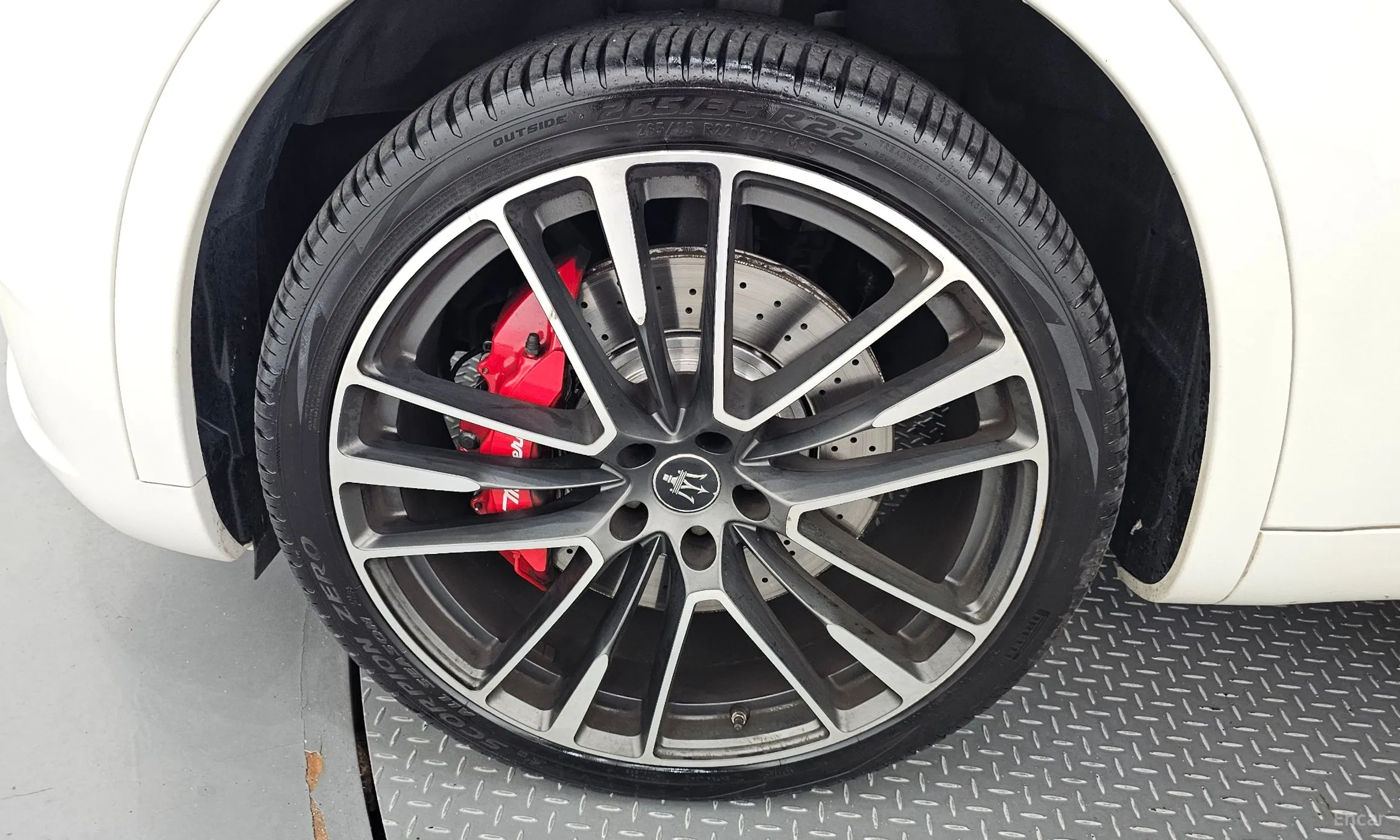 Maserati Levante превью 5