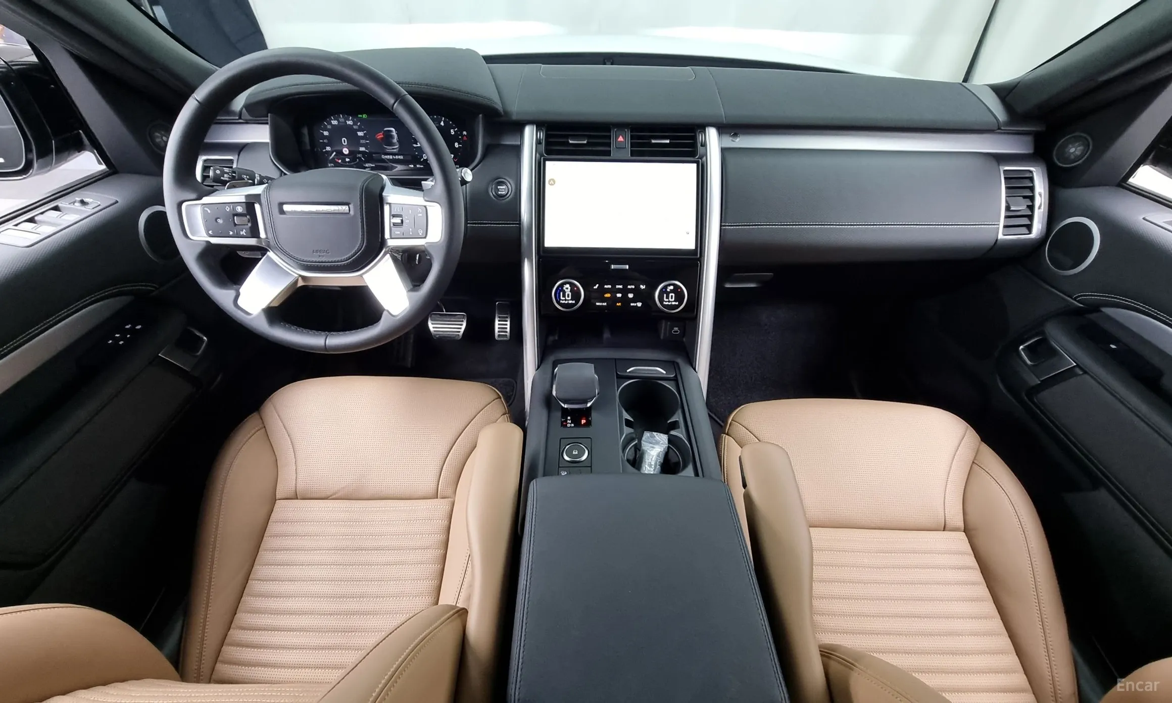 Land Rover Discovery 5 превью 4