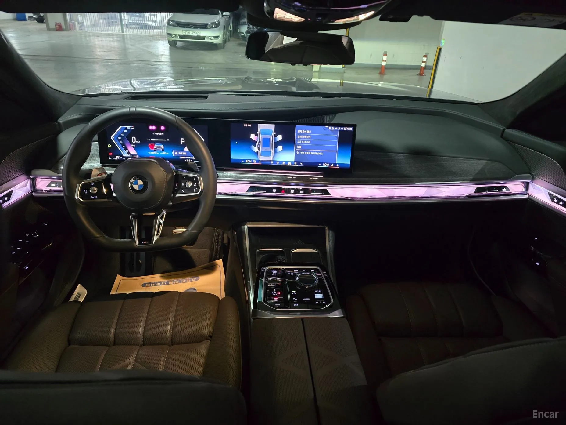 BMW 7 Series (G70) превью 4