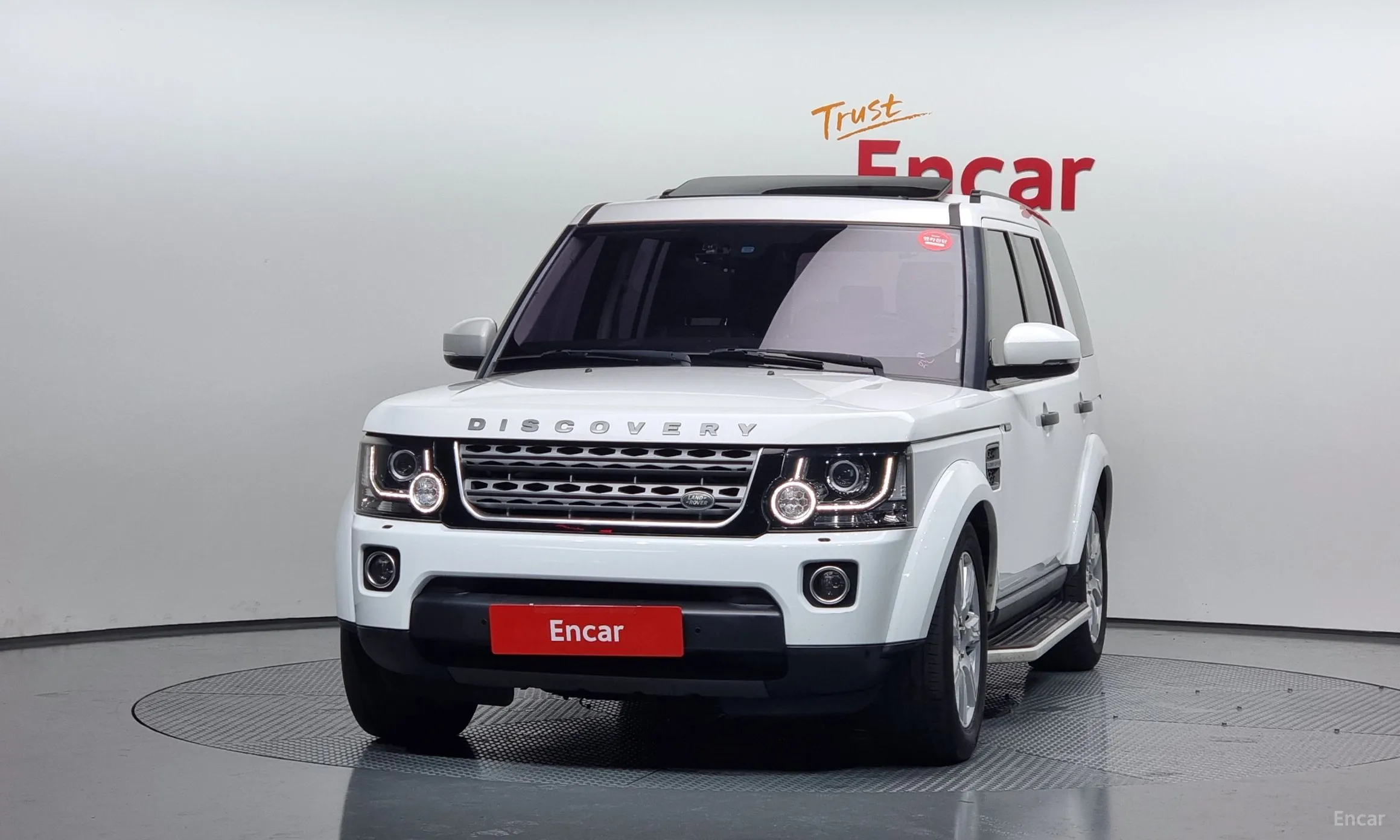 Land Rover Discovery 4 превью 2