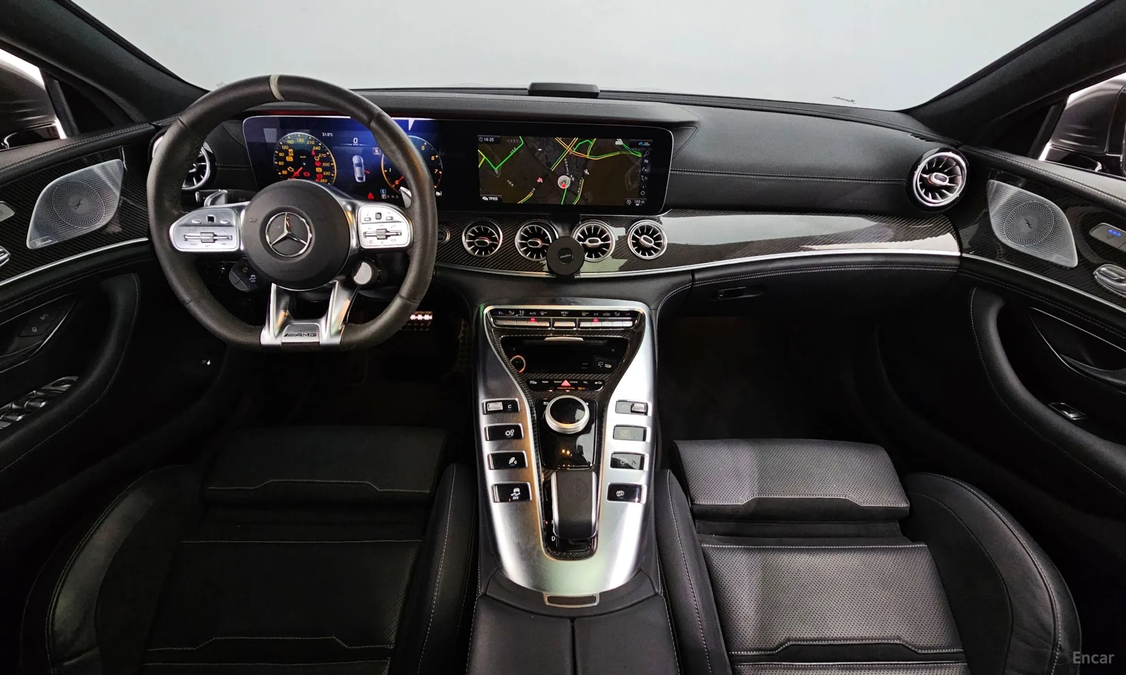 Mercedes Benz AMG GT превью 4