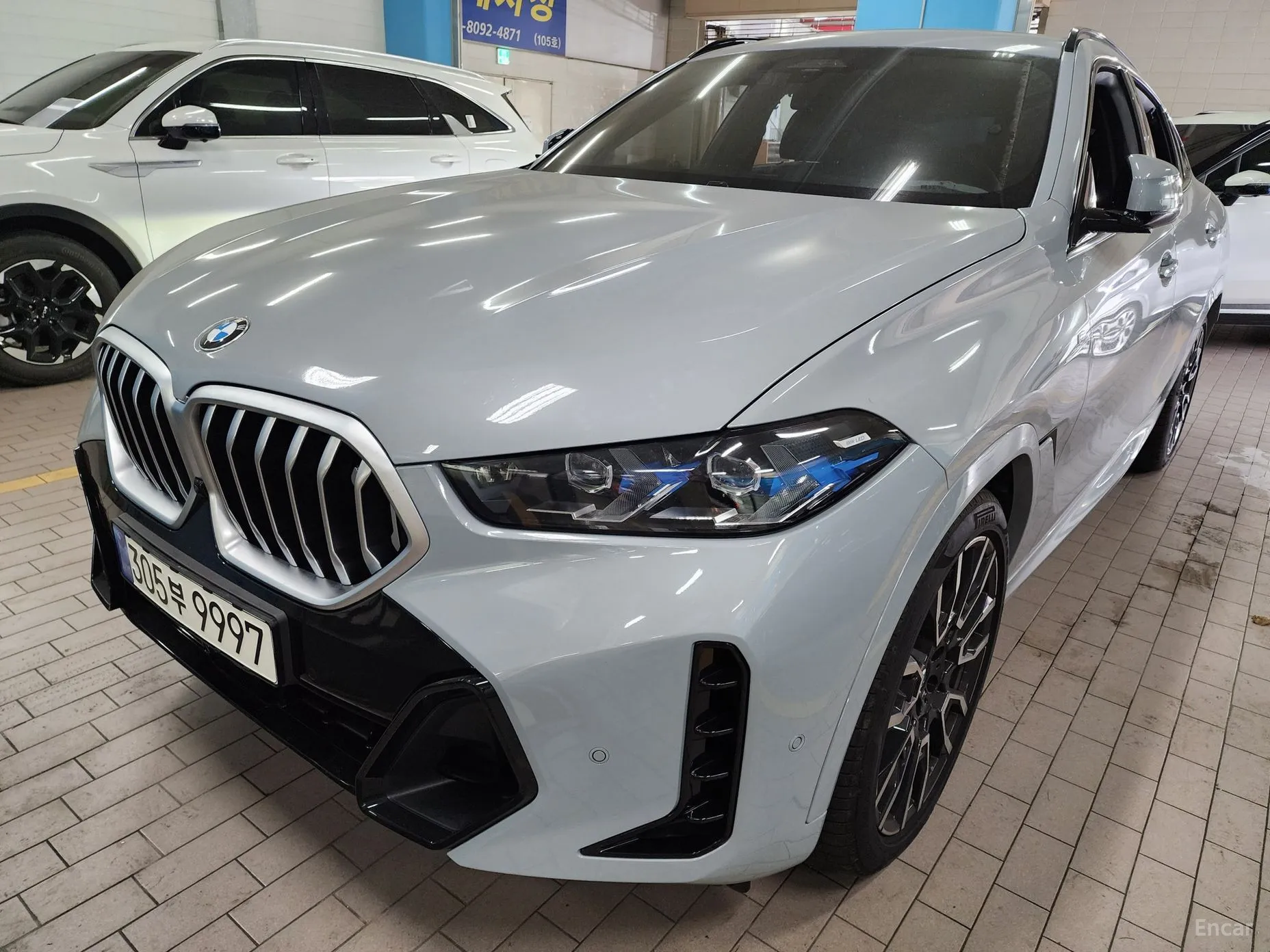 X6 (G06)