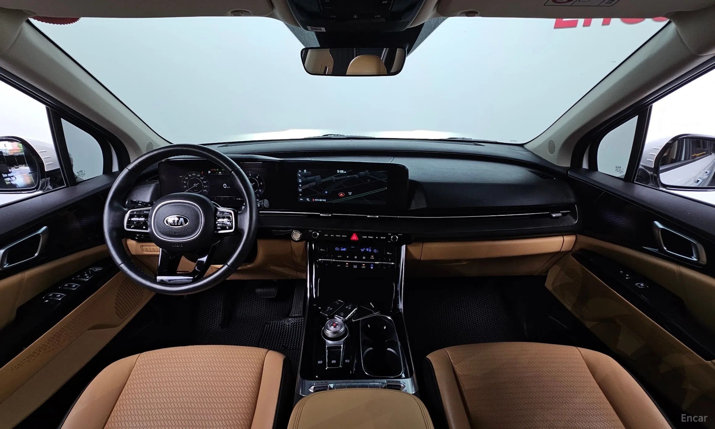 Kia Carnival Gen 4 превью 4