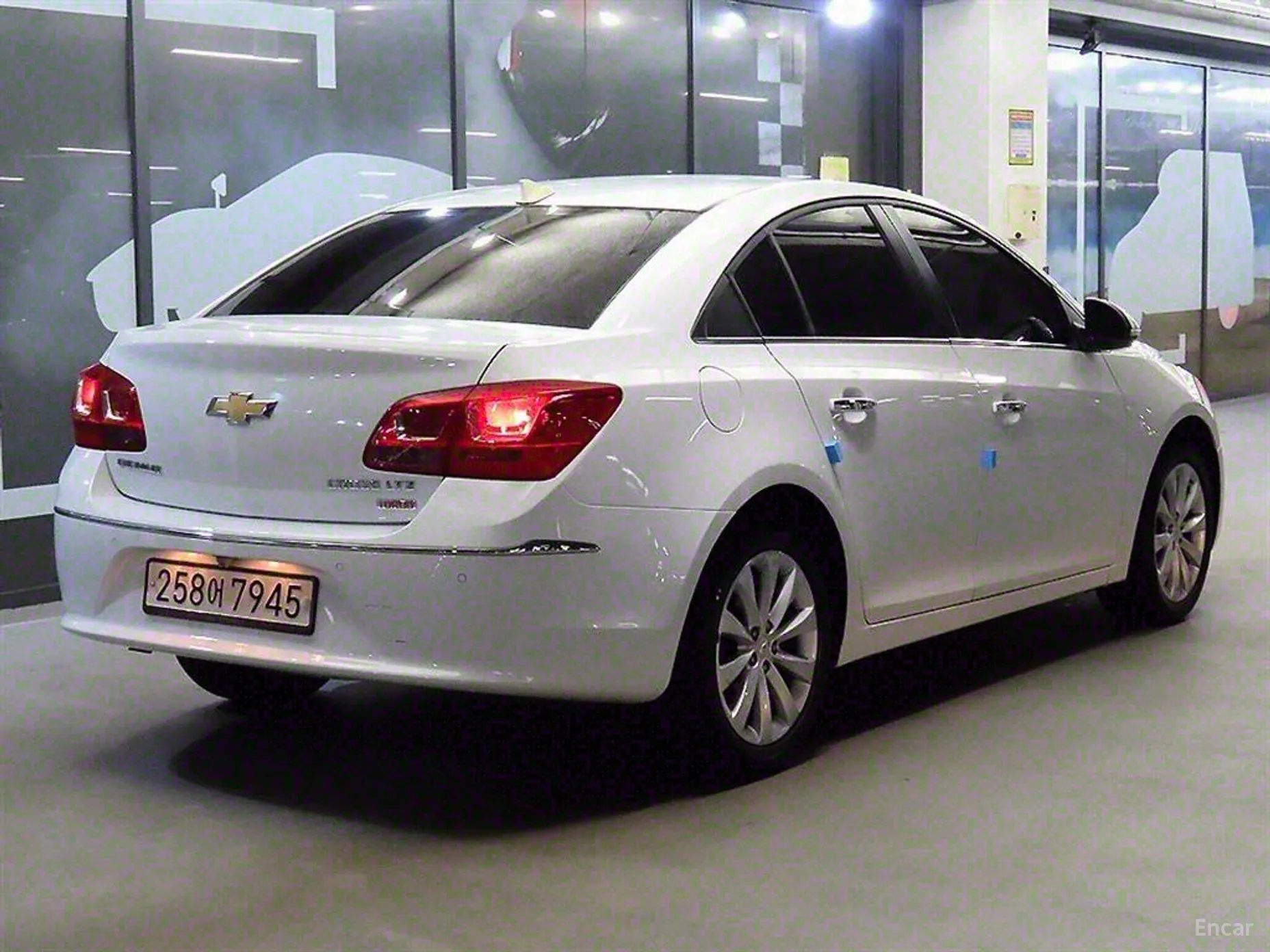 Chevrolet (GM Daewoo) Cruze превью 3