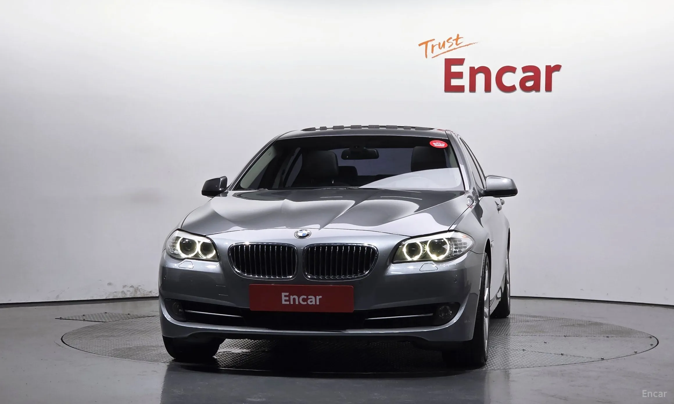 BMW 5 Series (F10) превью 2