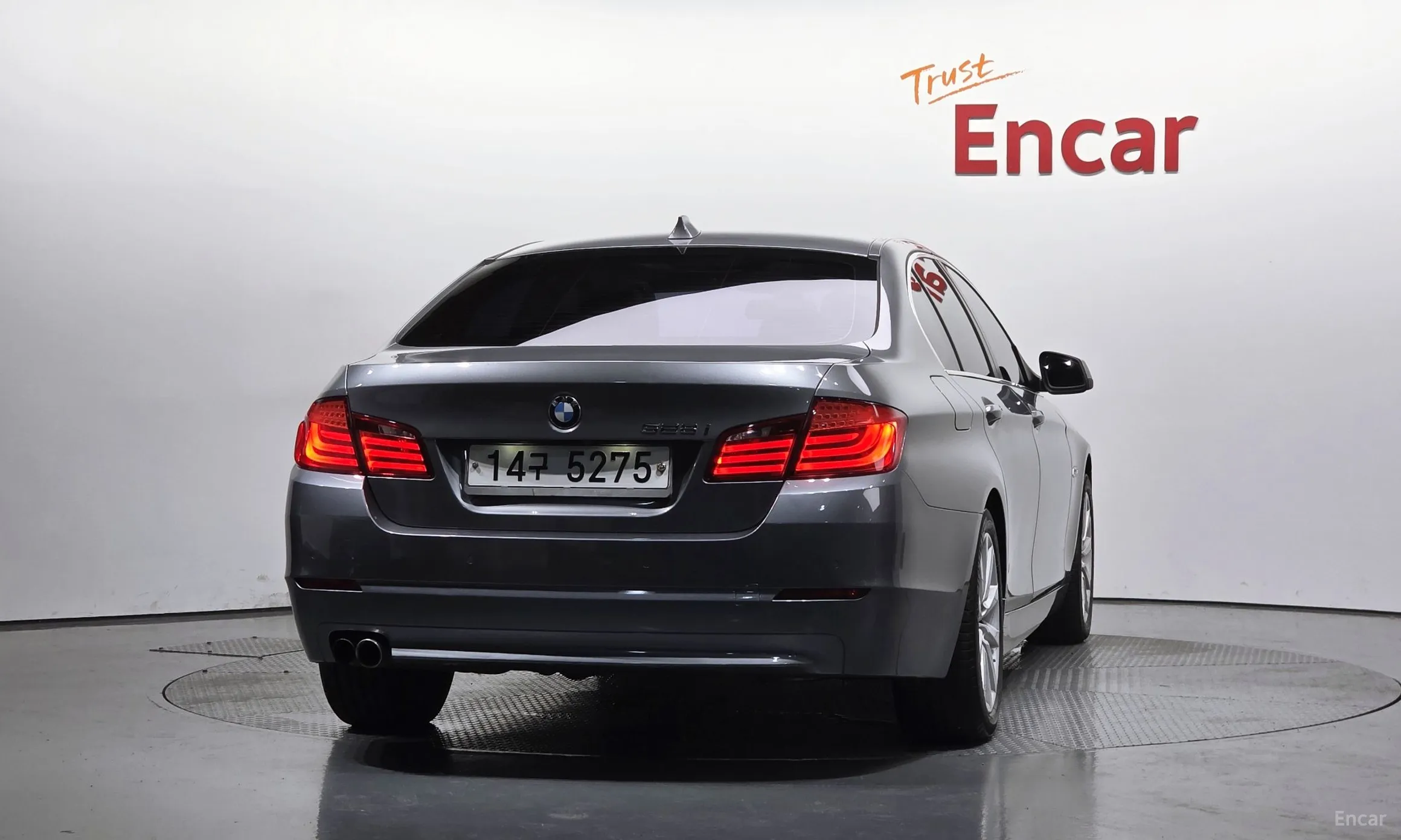 BMW 5 Series (F10) превью 3