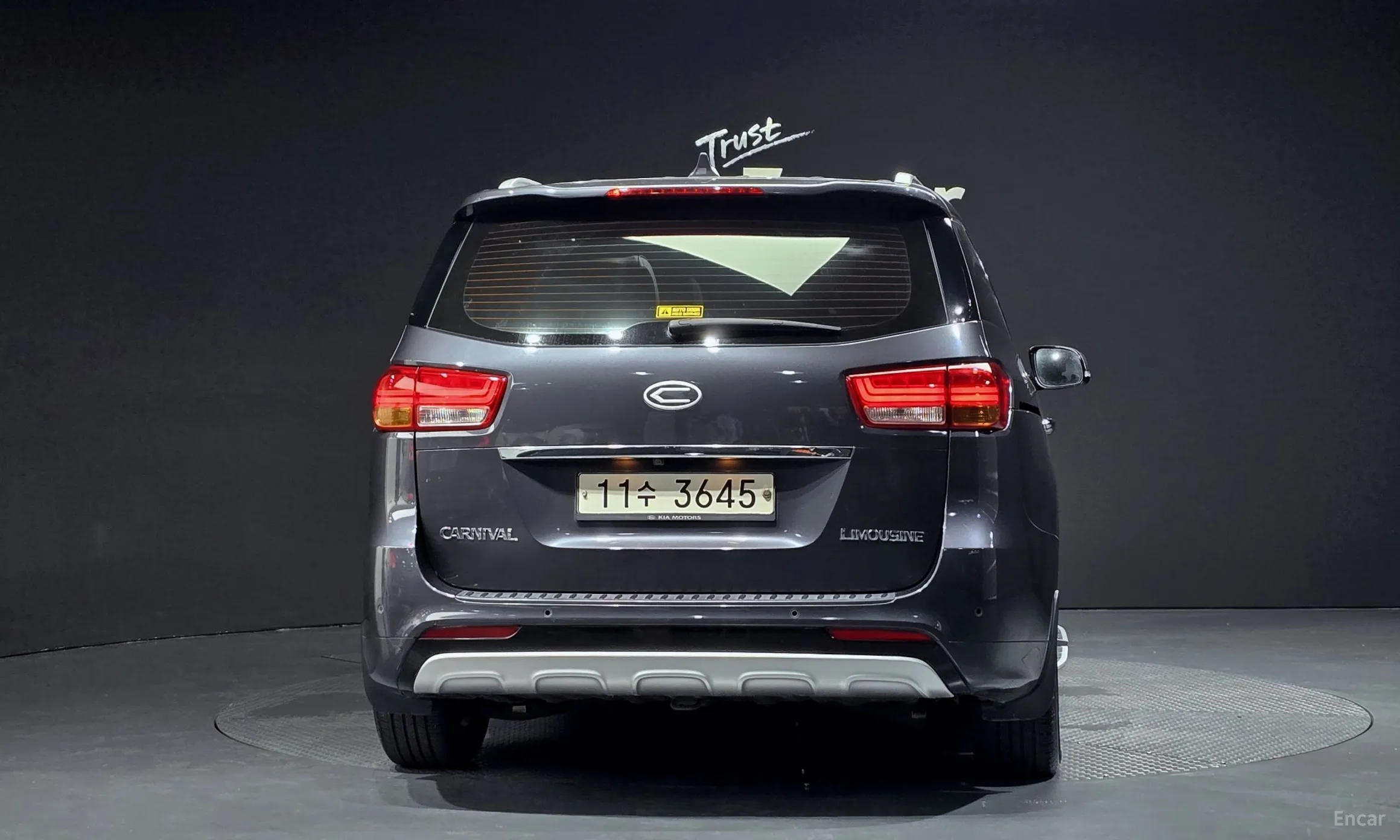 Kia Carnival превью 3