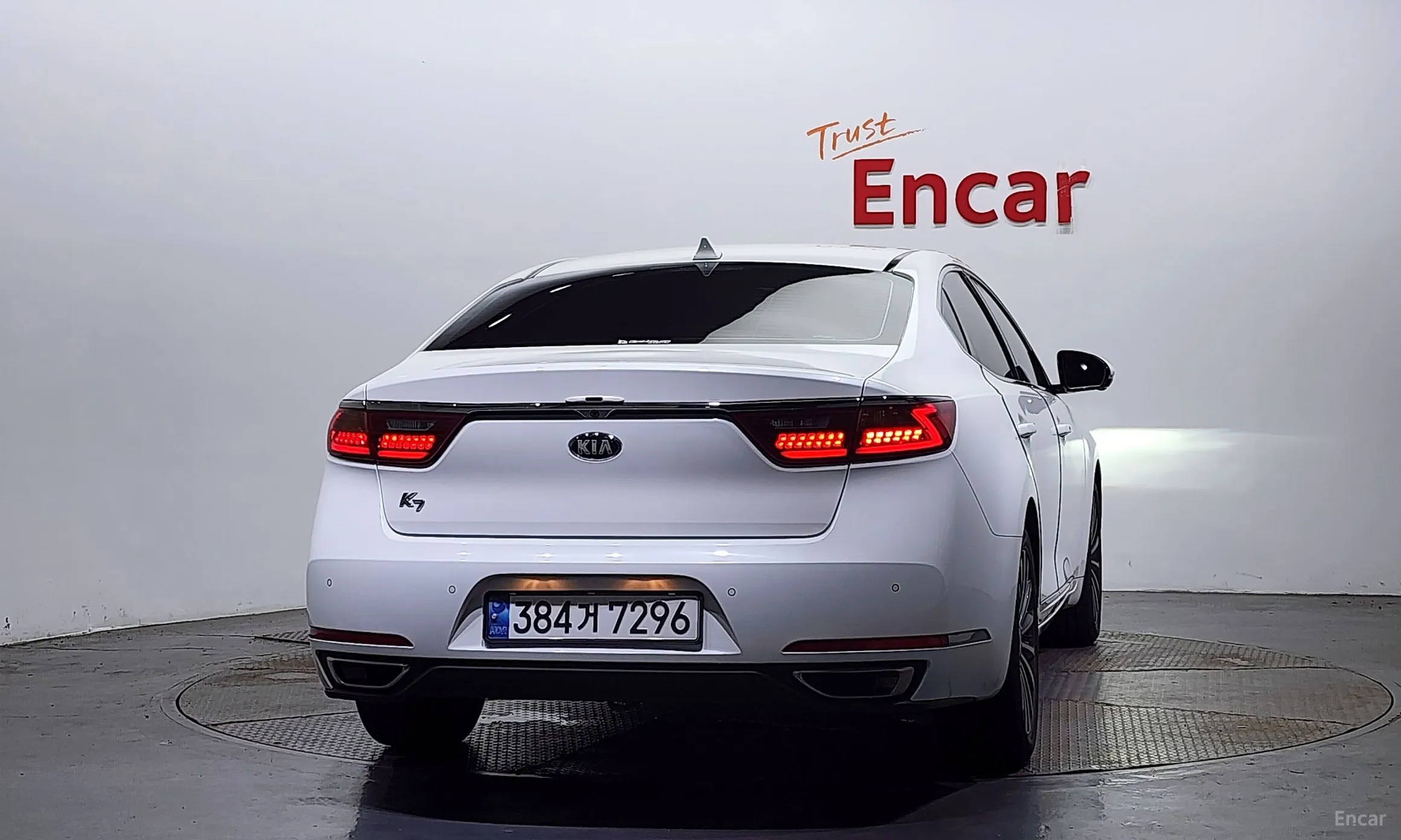 Kia K7 превью 3