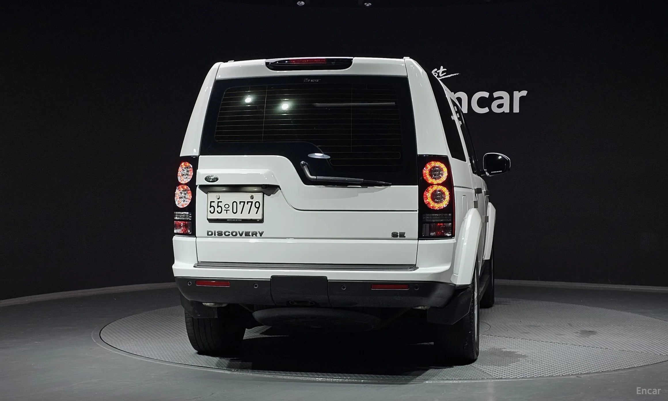 Land Rover Discovery 4 превью 3