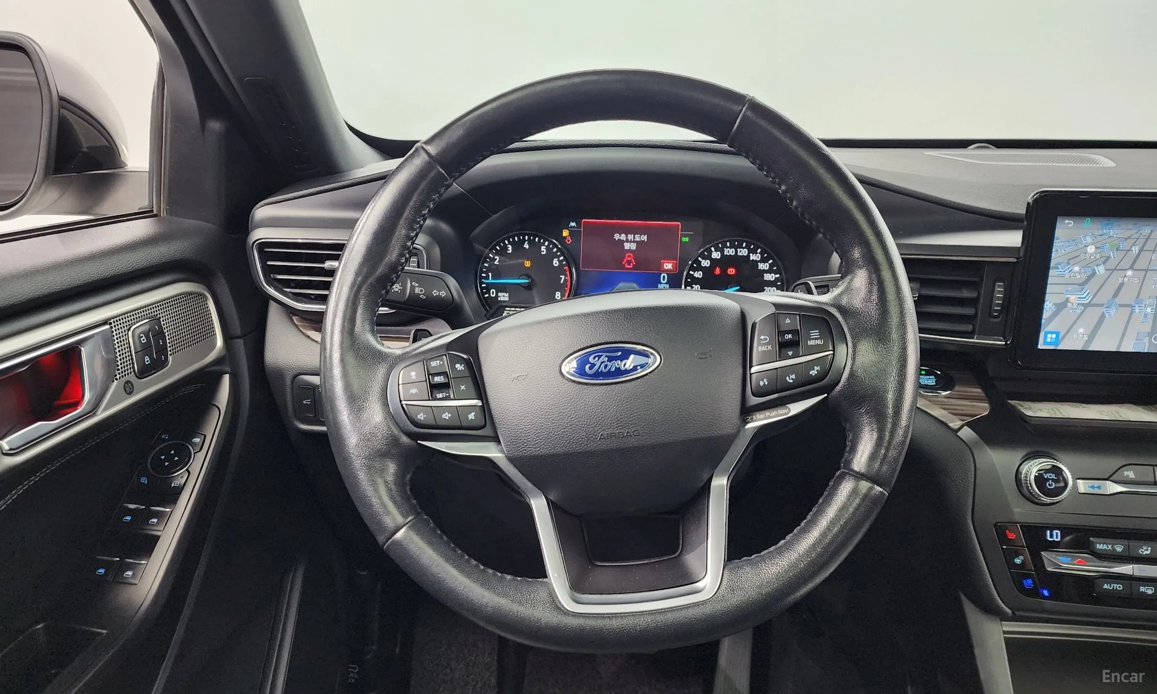 Ford Explorer 6th Generation превью 13