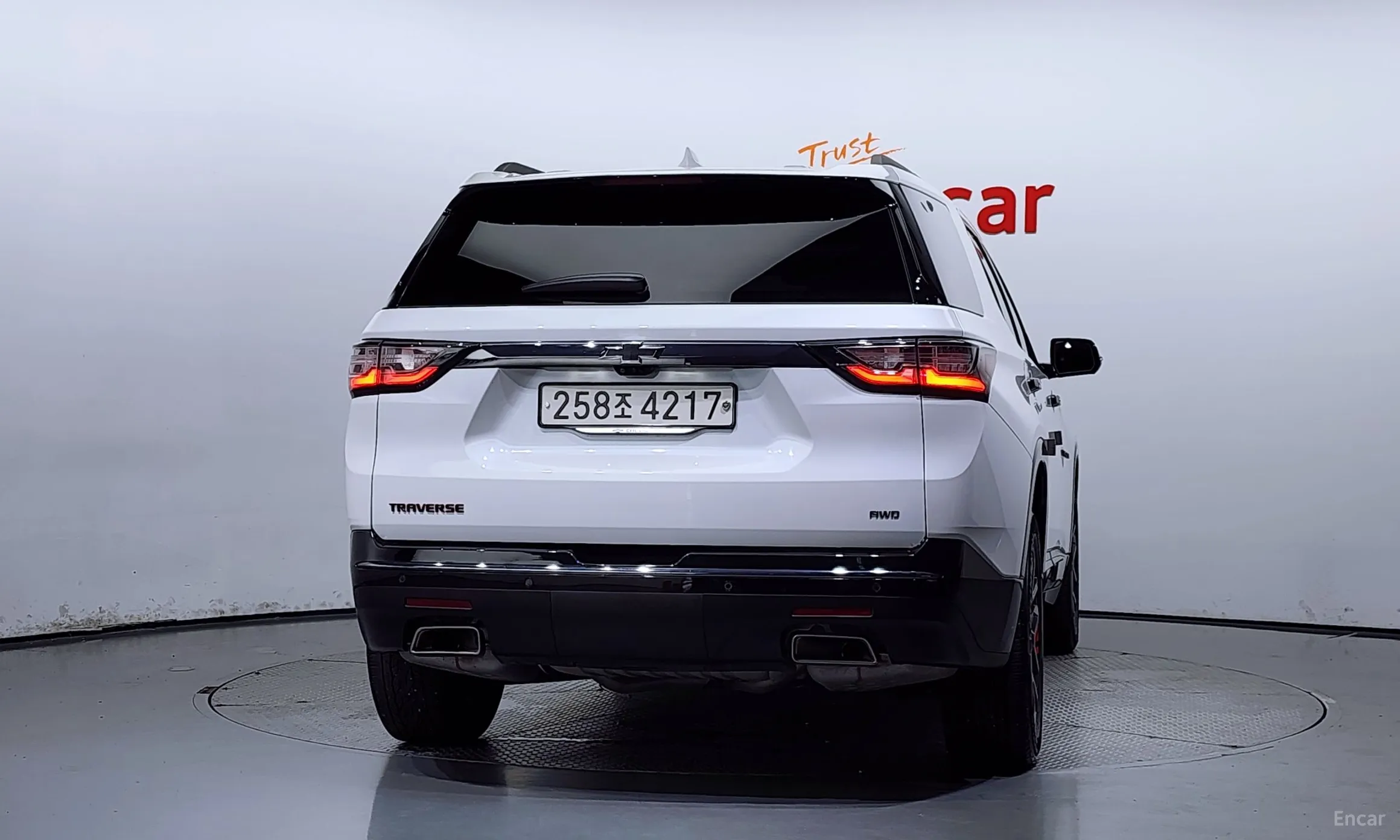 Chevrolet (GM Daewoo) Traverse превью 3