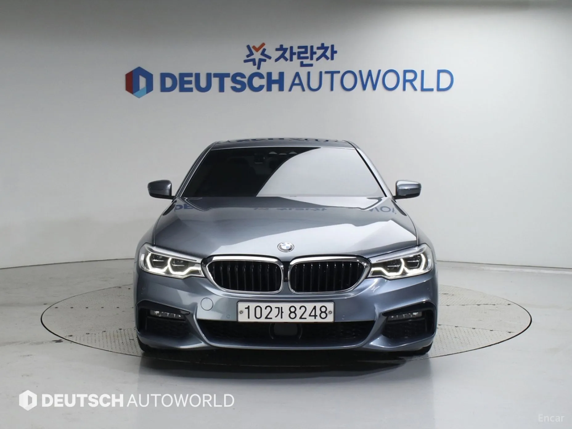 BMW 5 Series (G30) превью 2