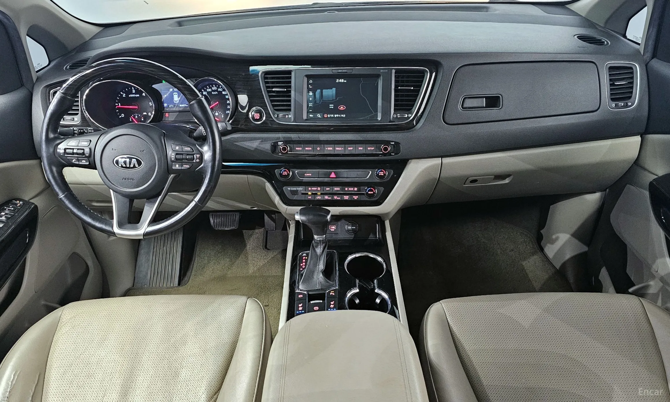 Kia Carnival превью 4