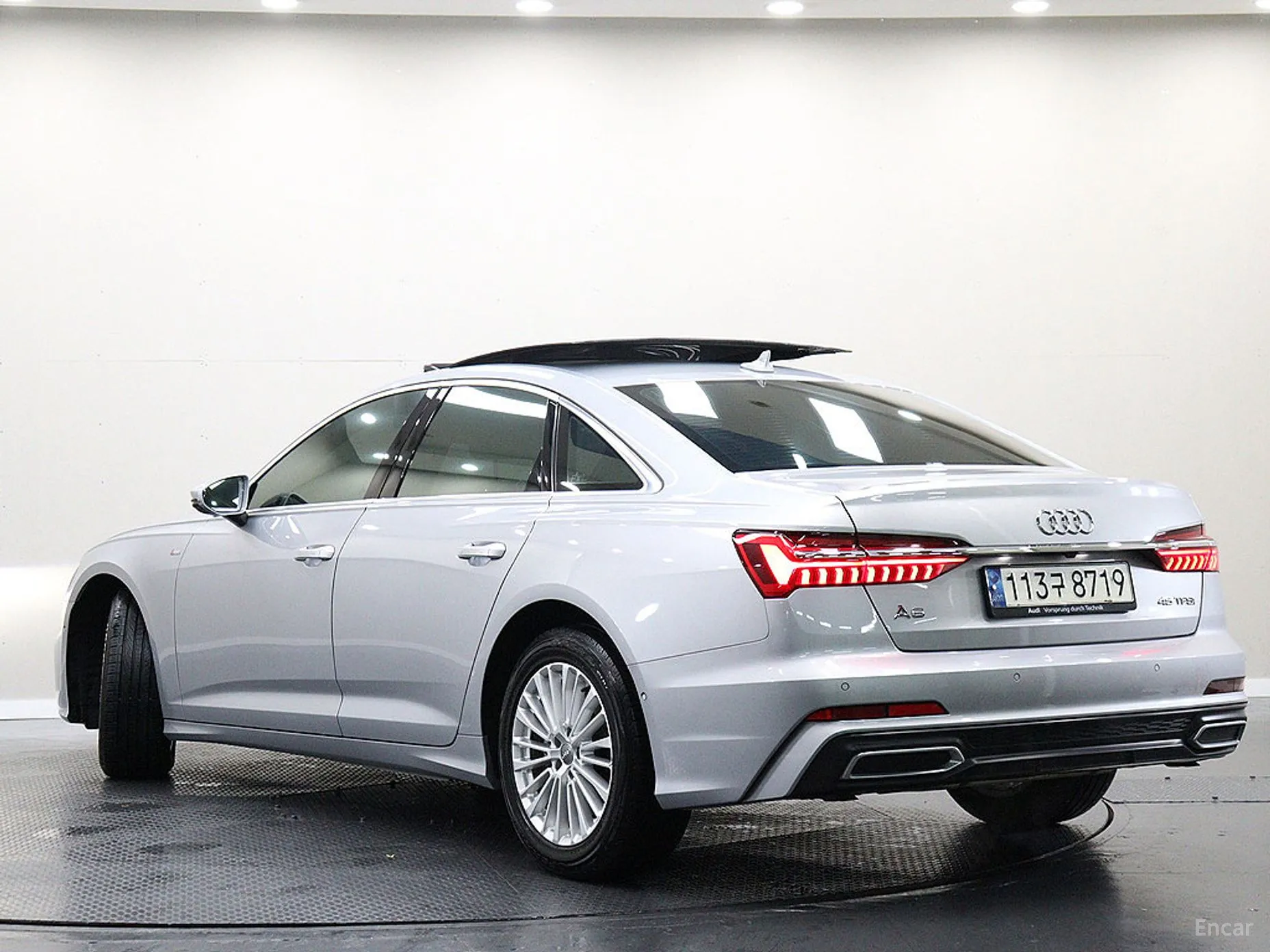Audi A6 (C8) превью 3