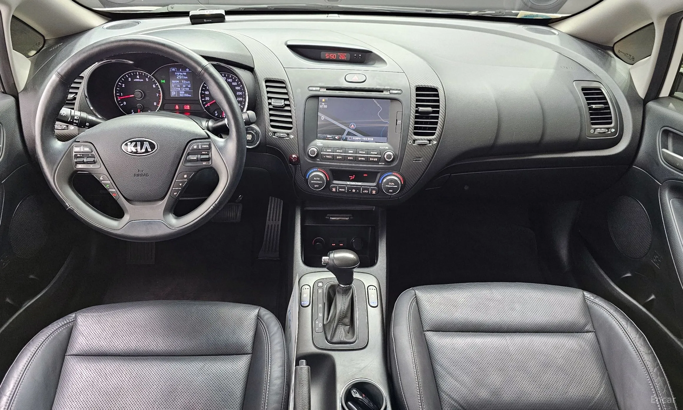 Kia K3 превью 4