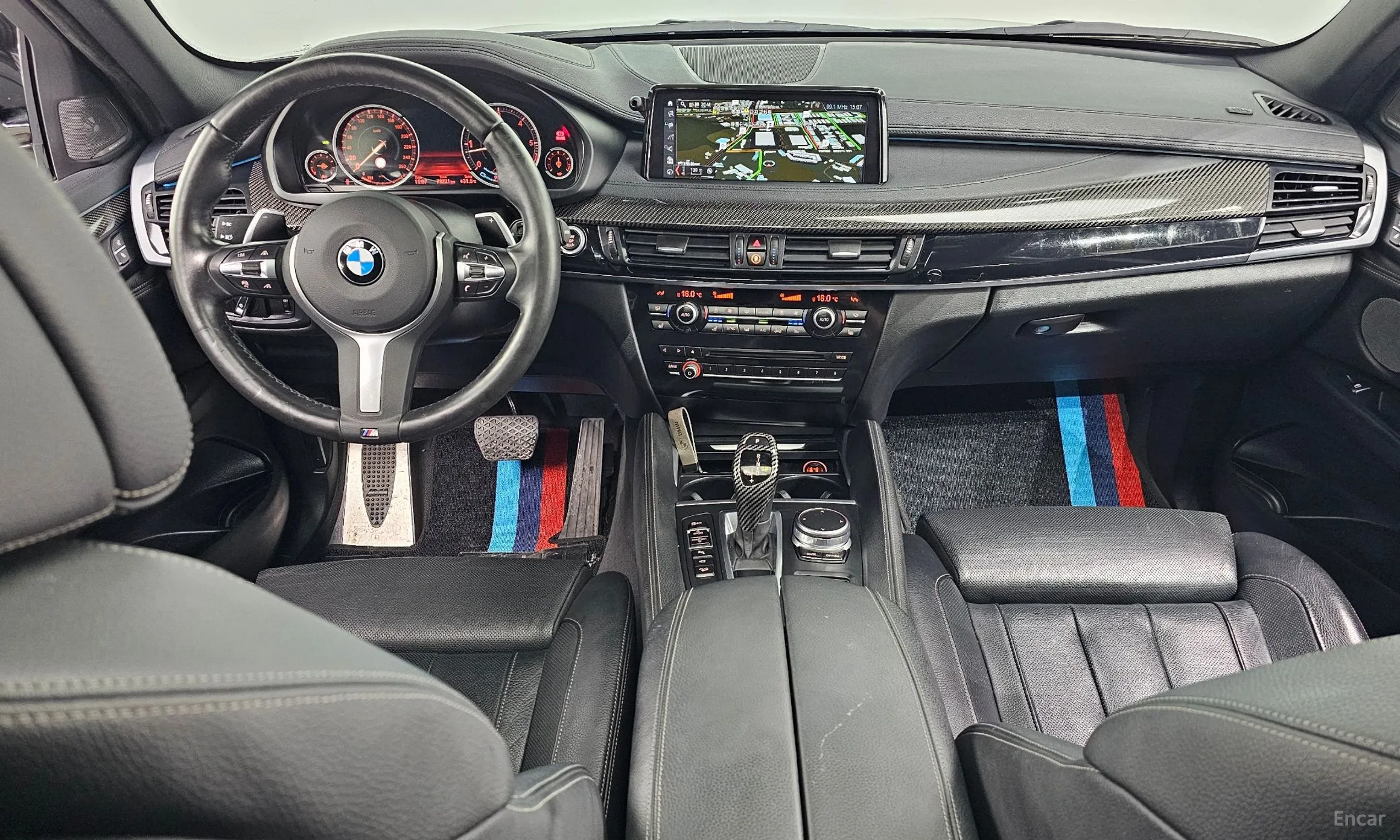 BMW X6 (F16) превью 4