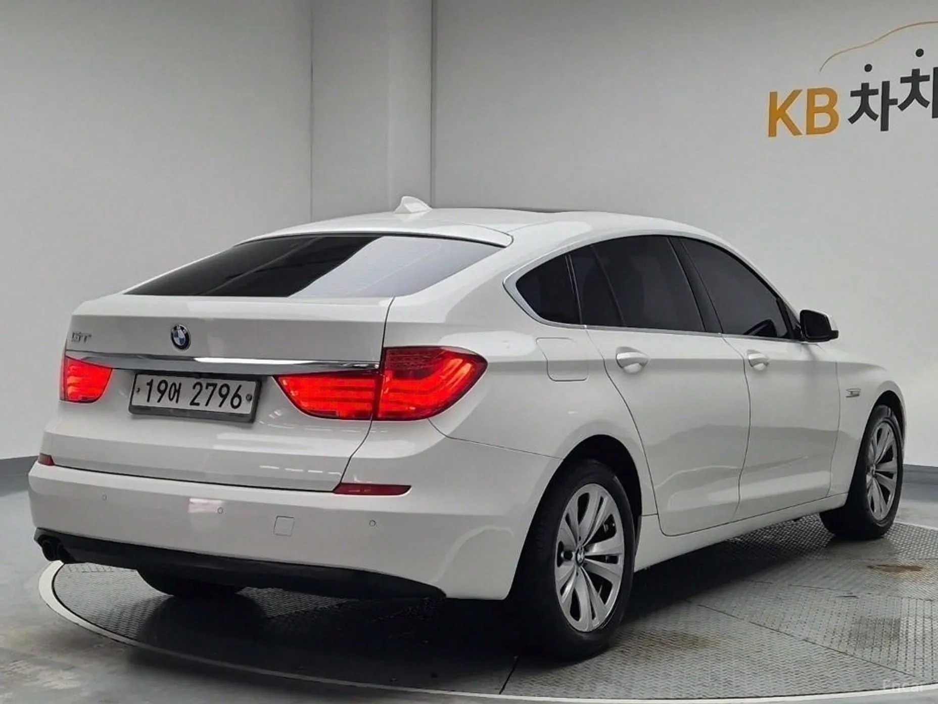 BMW 5 Series GT (F07) превью 2