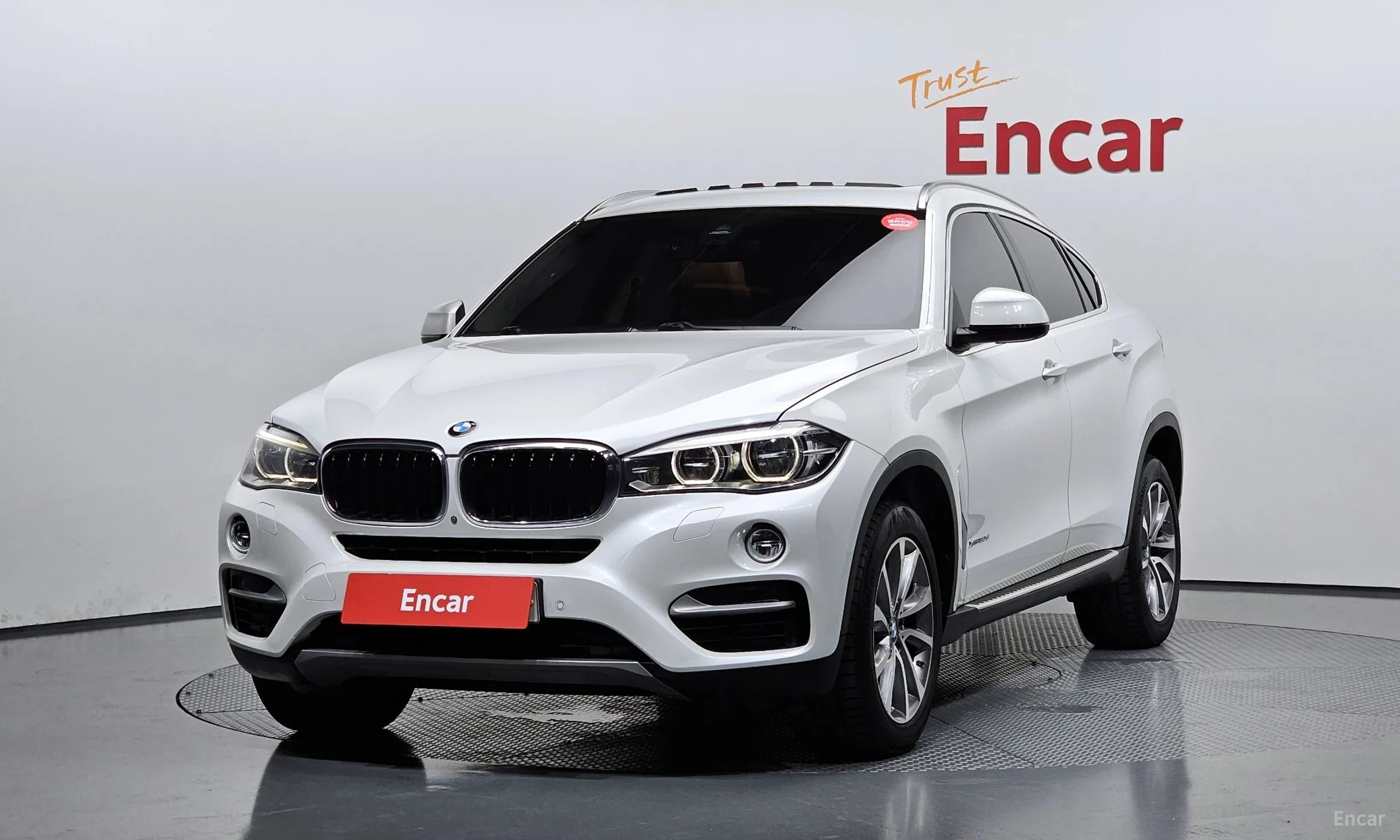 X6 (F16)