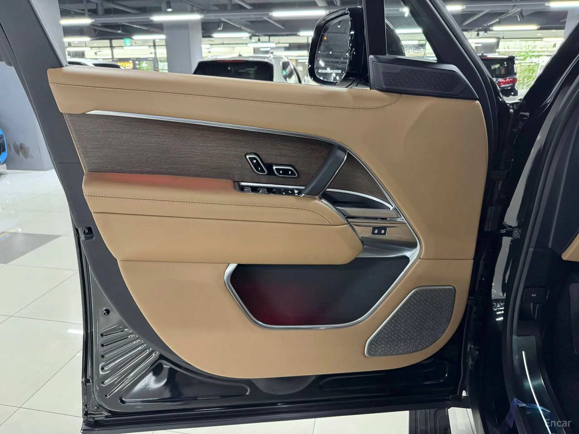Land Rover Range Rover 5th Generation превью 4
