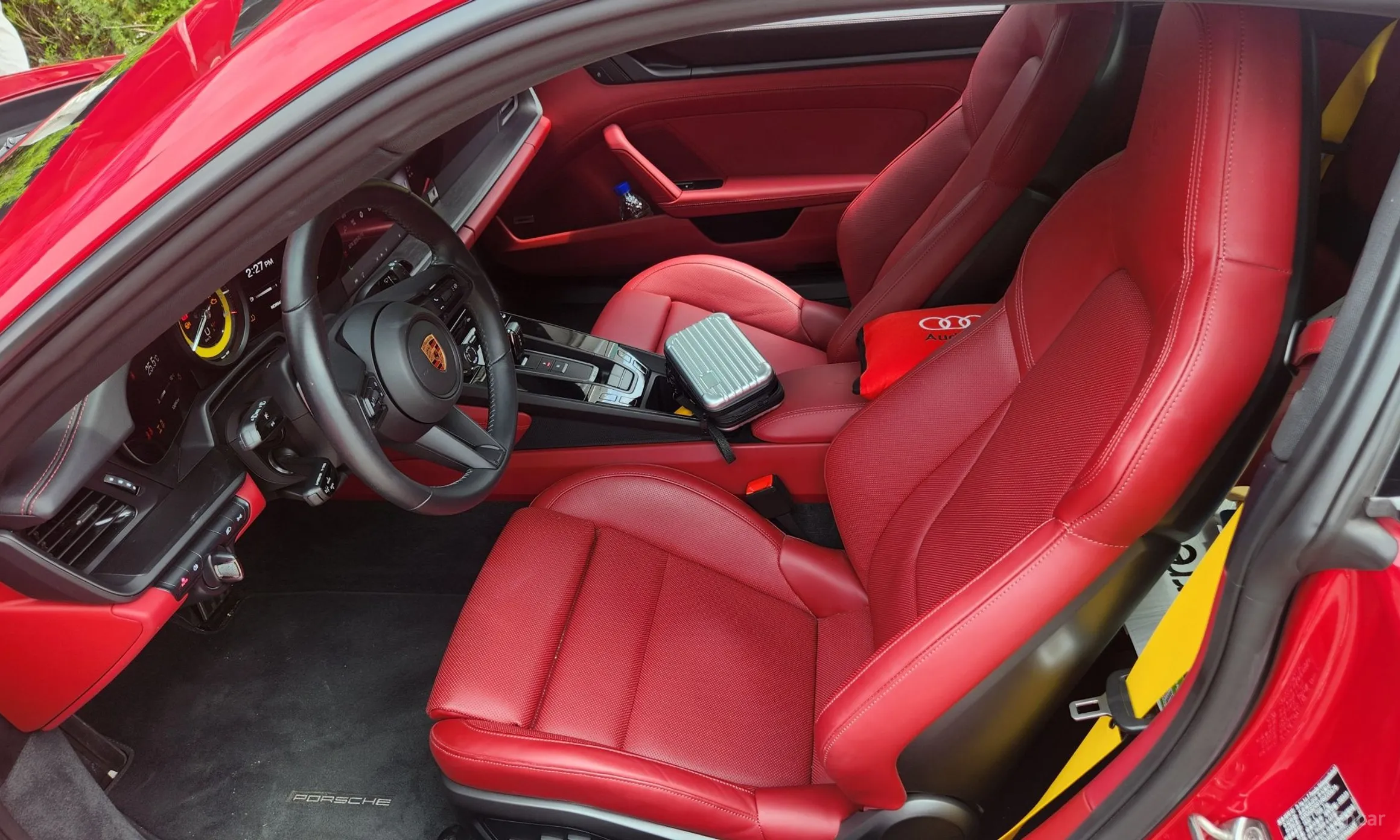 Porsche 911 (992) превью 2