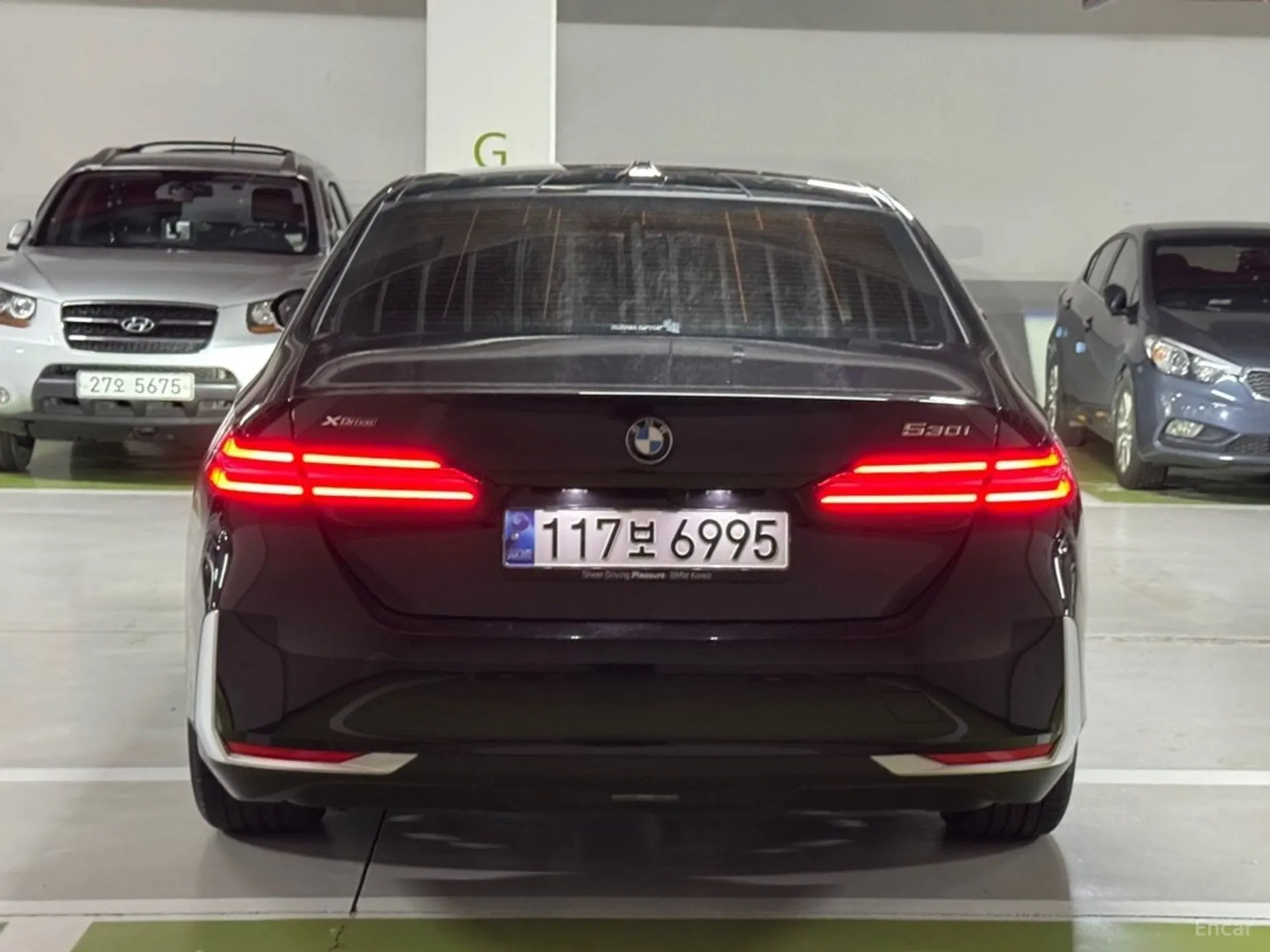 BMW 5 Series (G60) превью 3