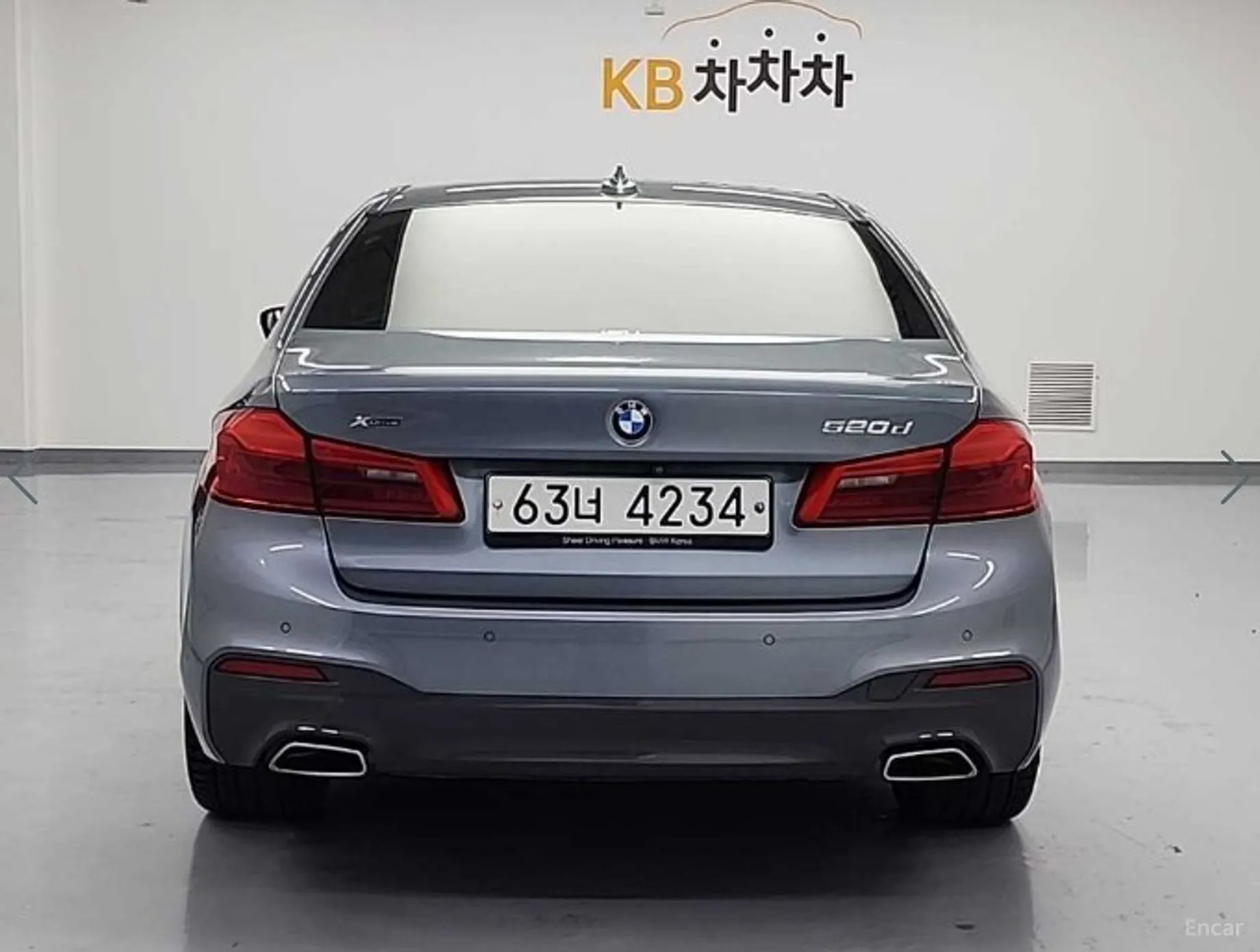 BMW 5 Series (G30) превью 2