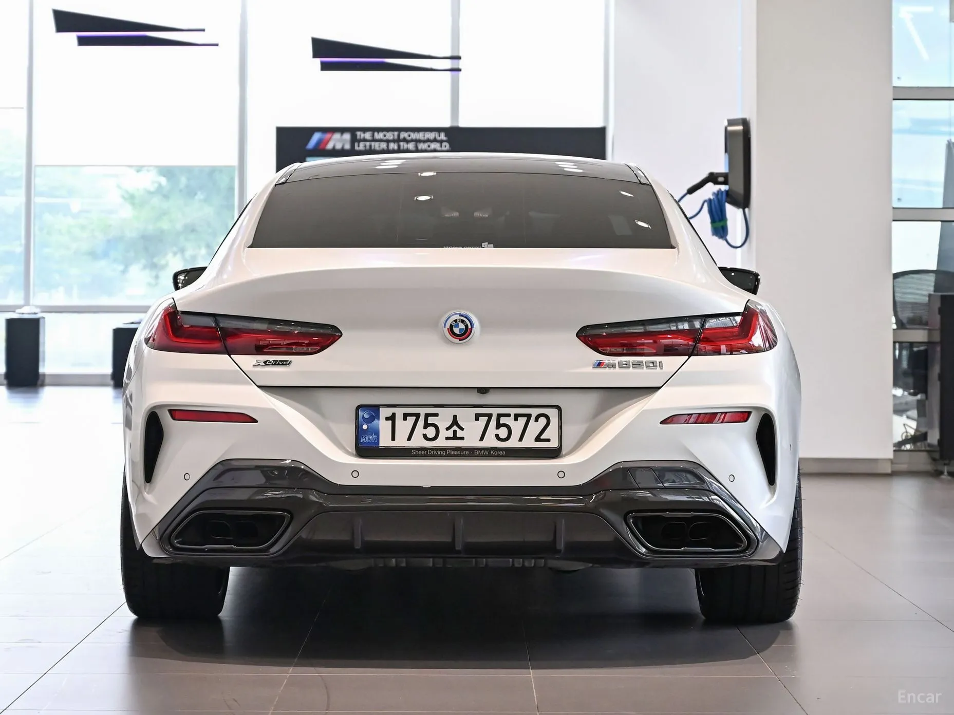 BMW 8-series (G15)