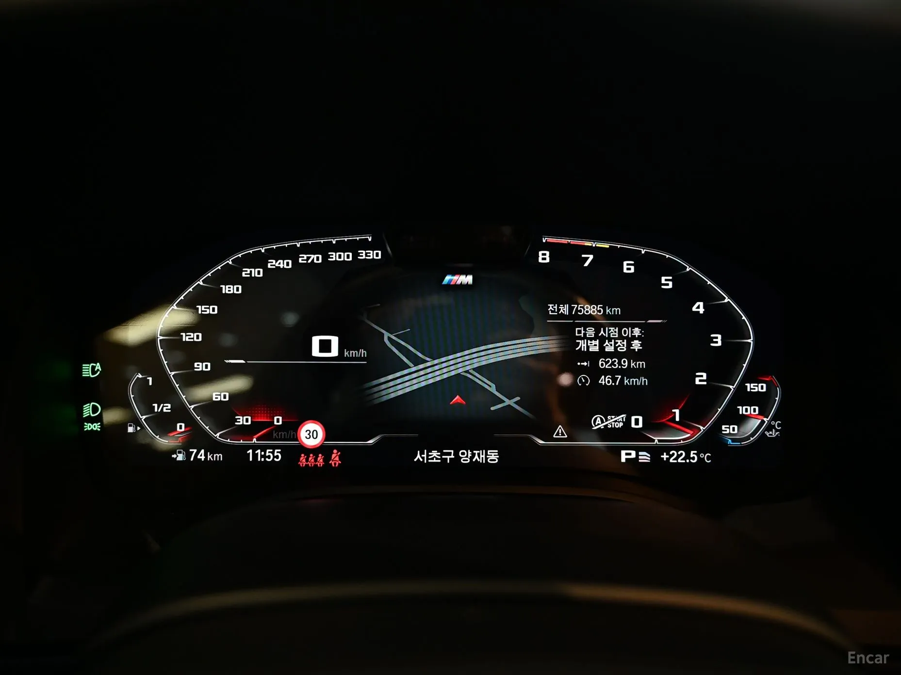 BMW 8-series (G15) превью 4