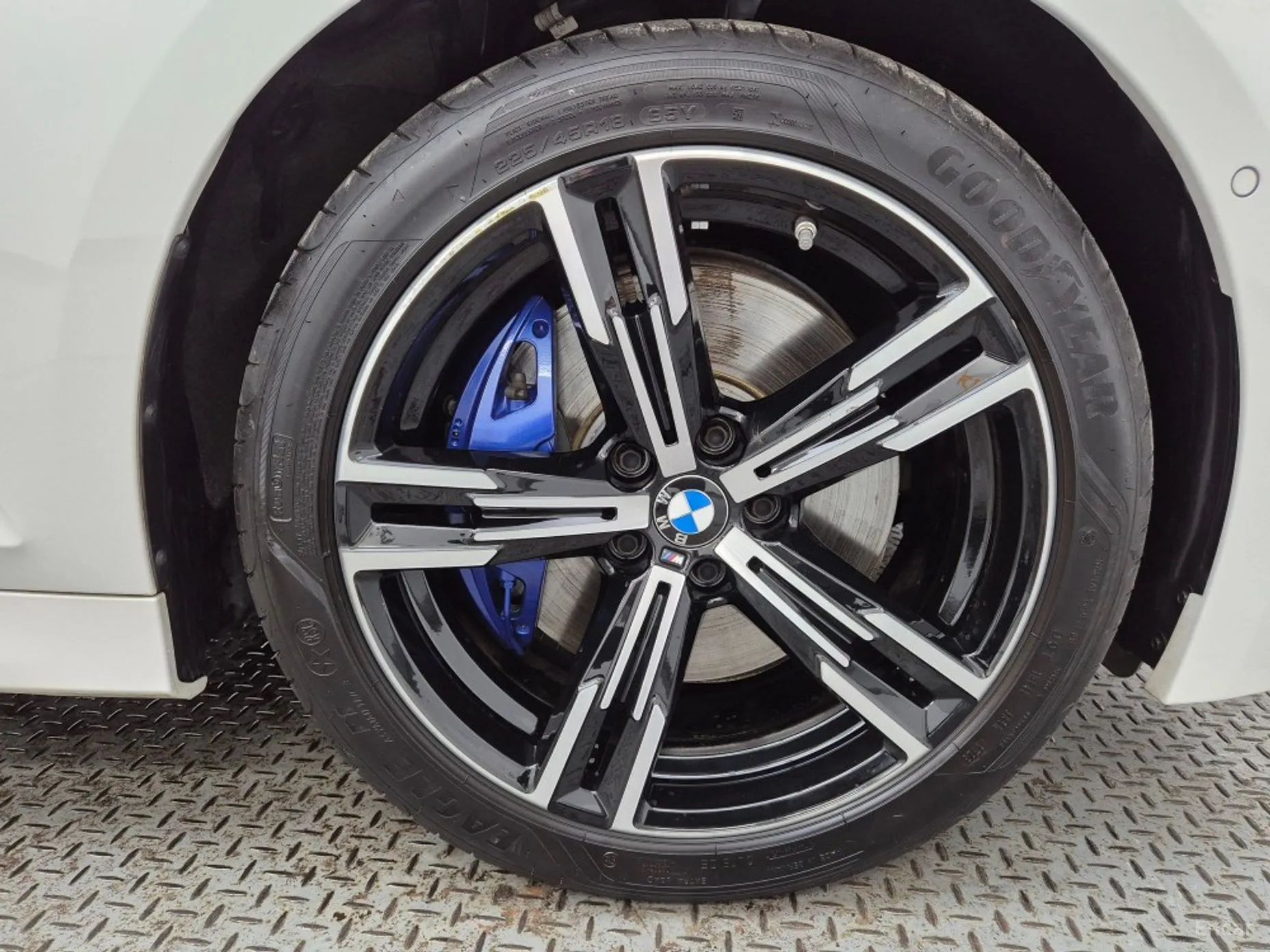 BMW 3 Series (G20) превью 4