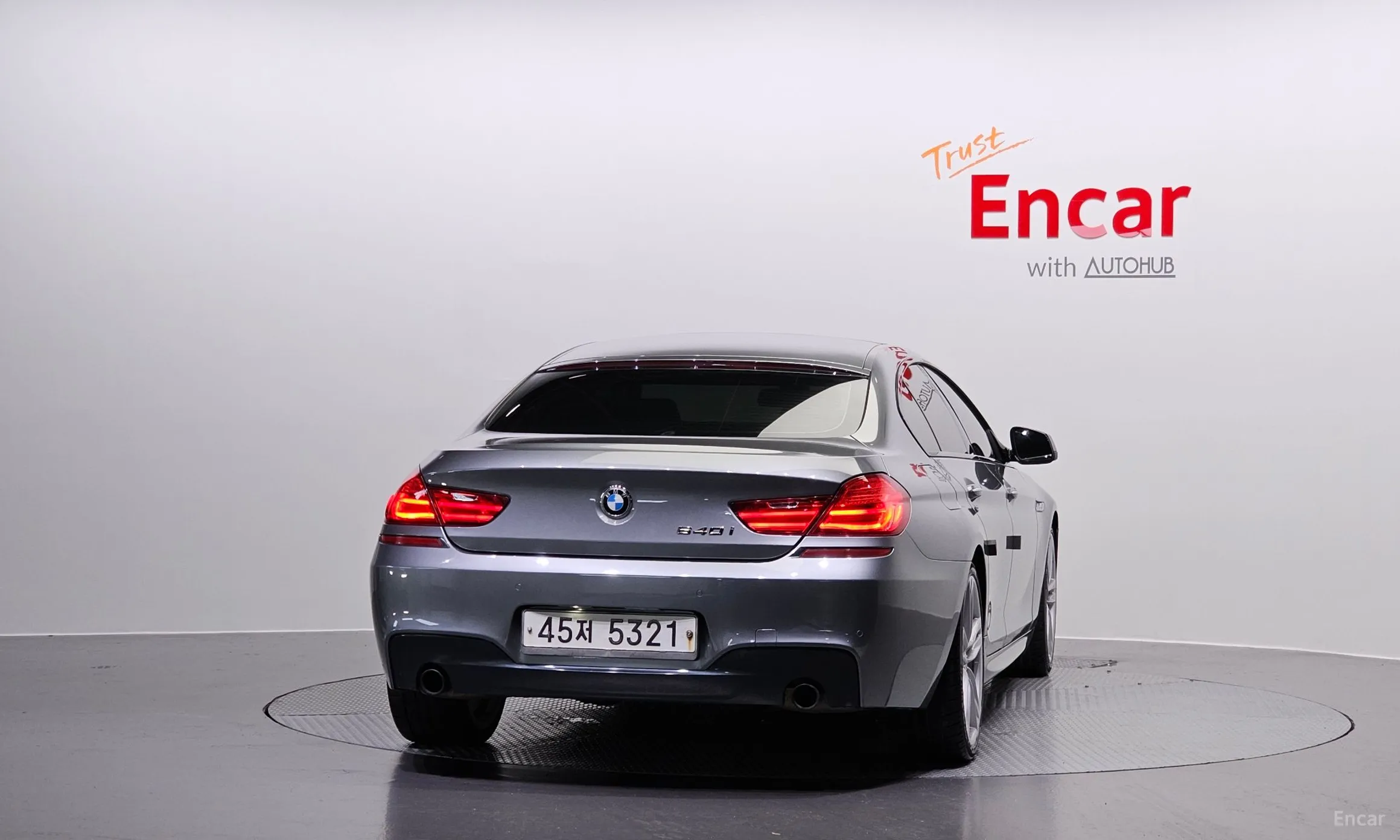 BMW 6 Series (F12) превью 3