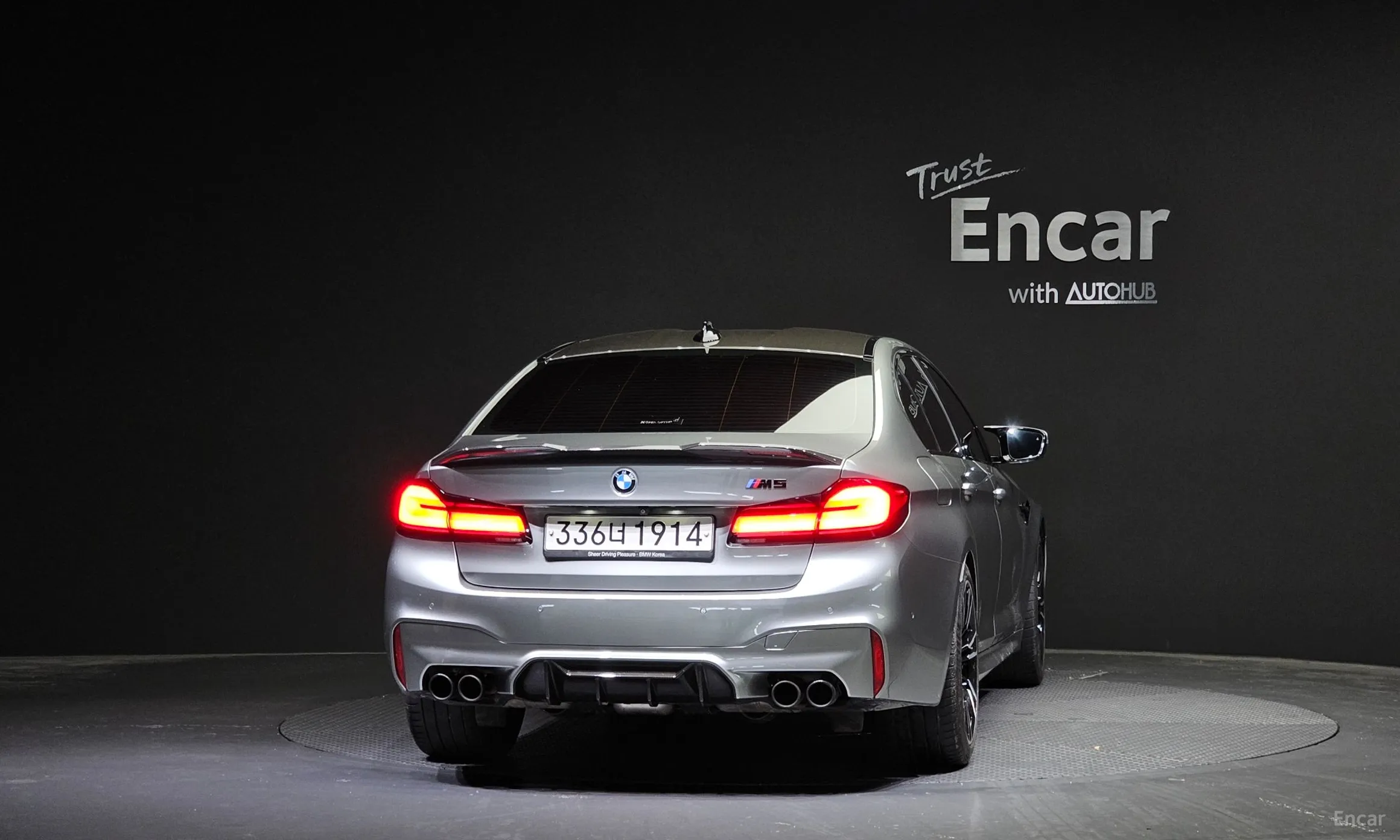 BMW M5 (F90) превью 3