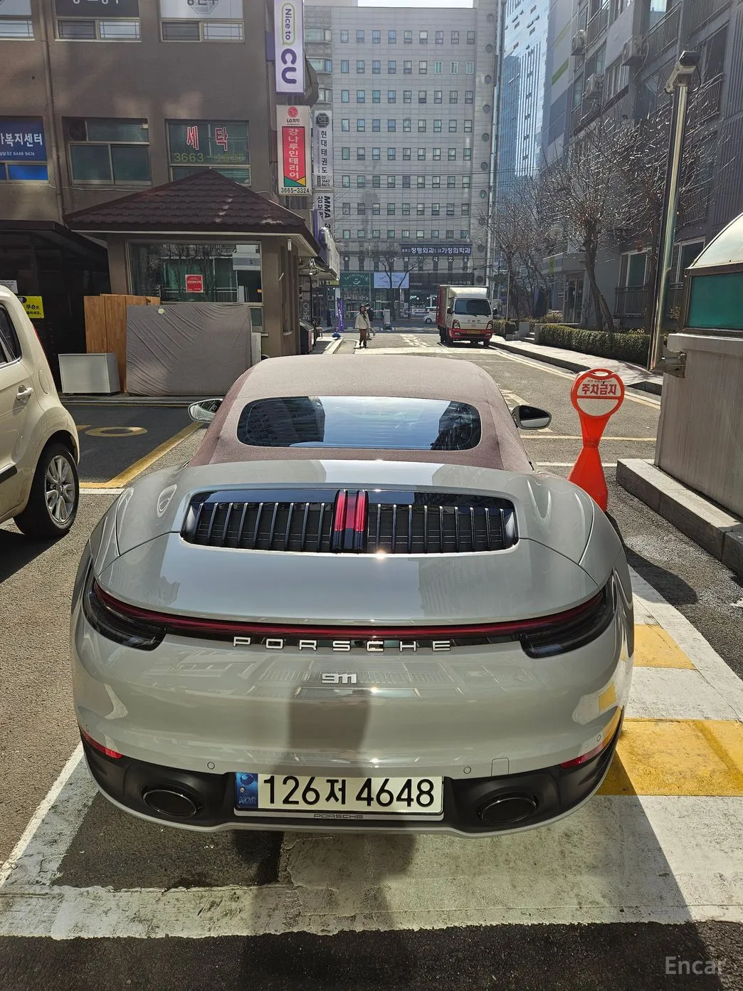 Porsche 911 (992) превью 3