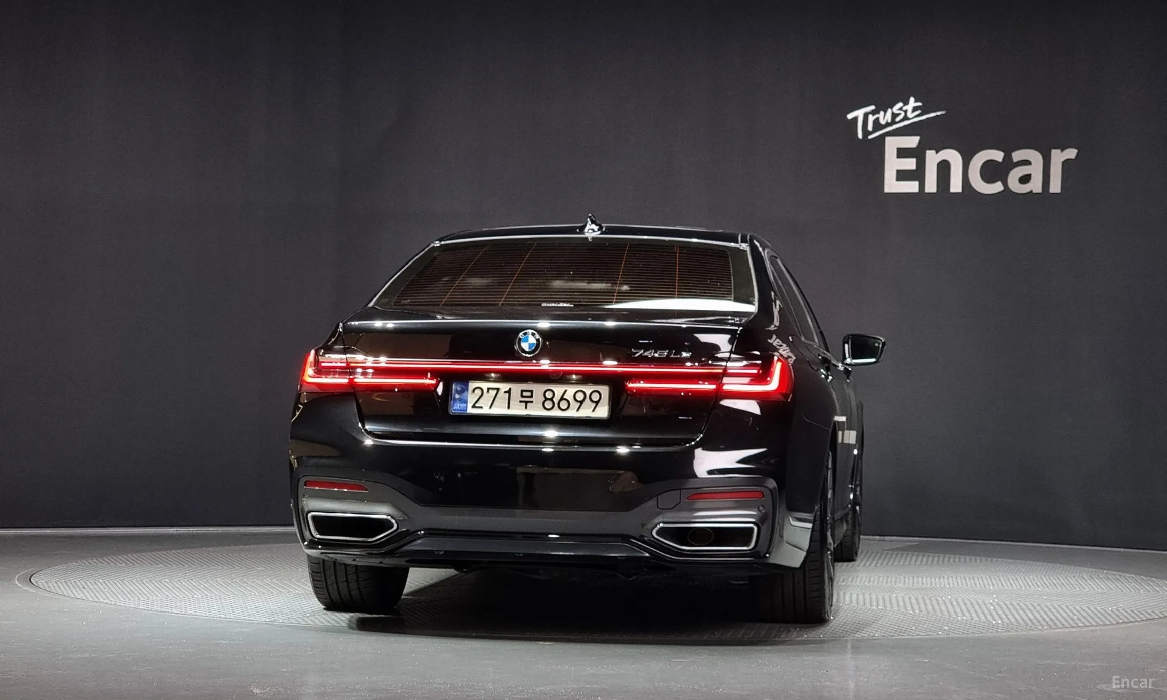 BMW 7 Series (G11) превью 3