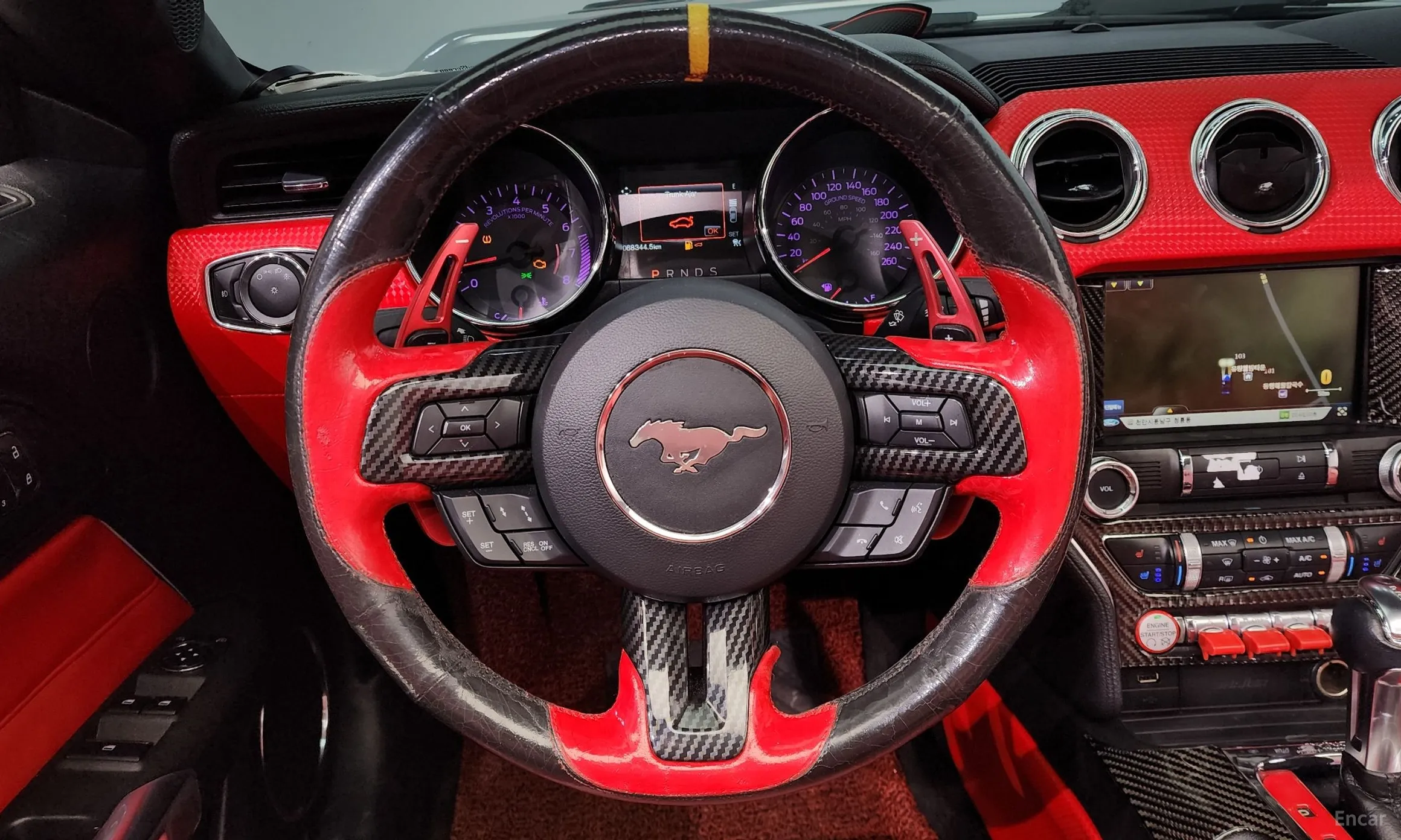 Ford Mustang превью 16