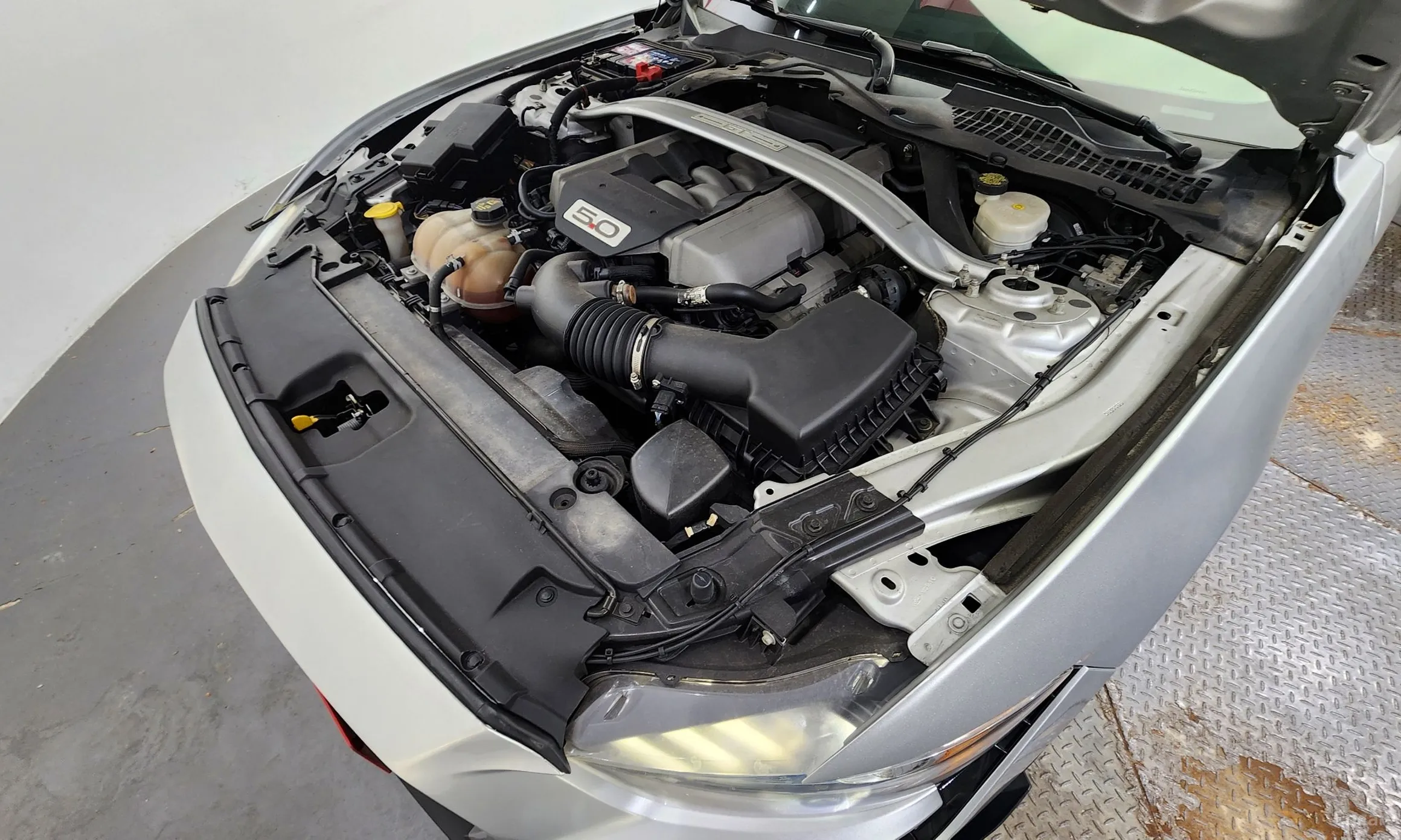Ford Mustang превью 6