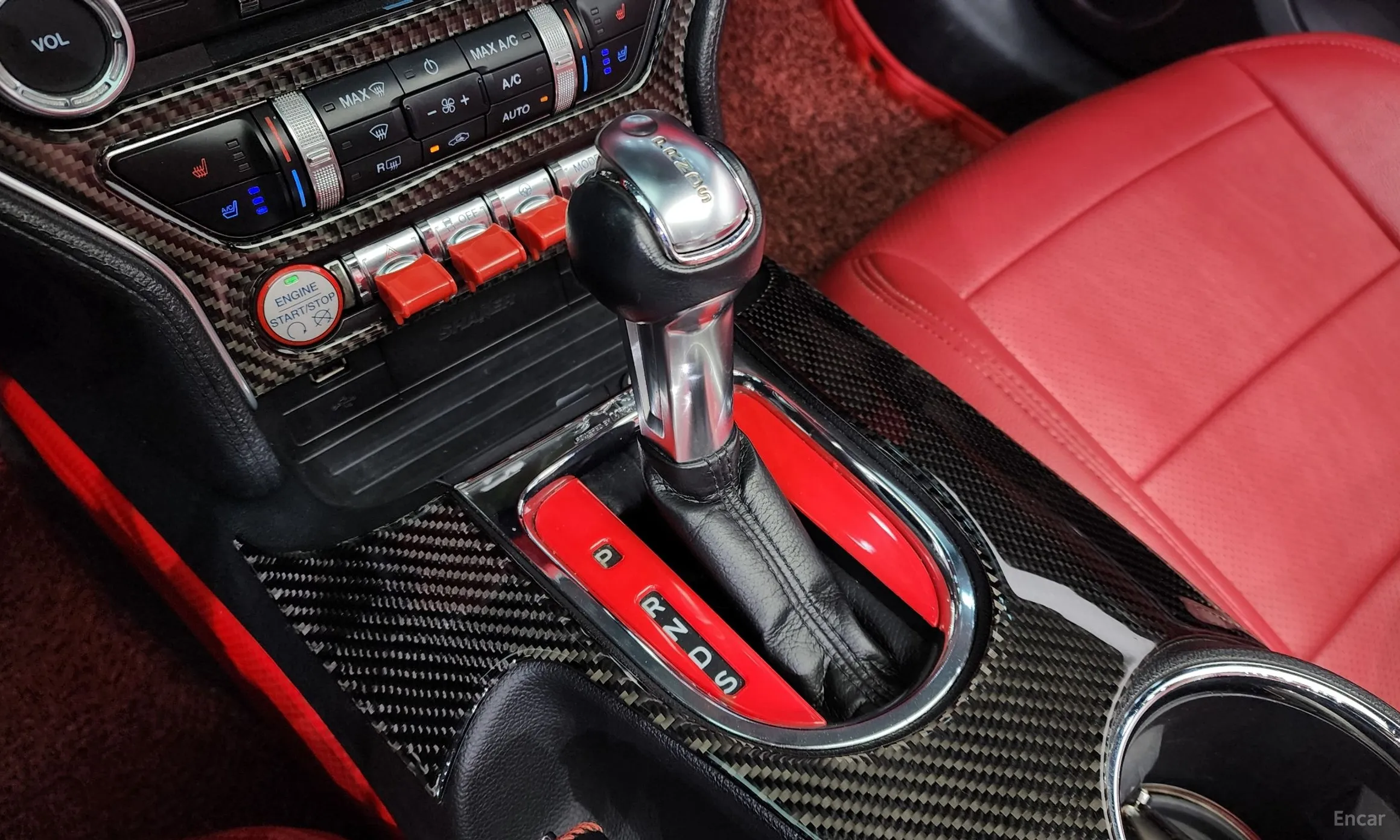 Ford Mustang превью 9