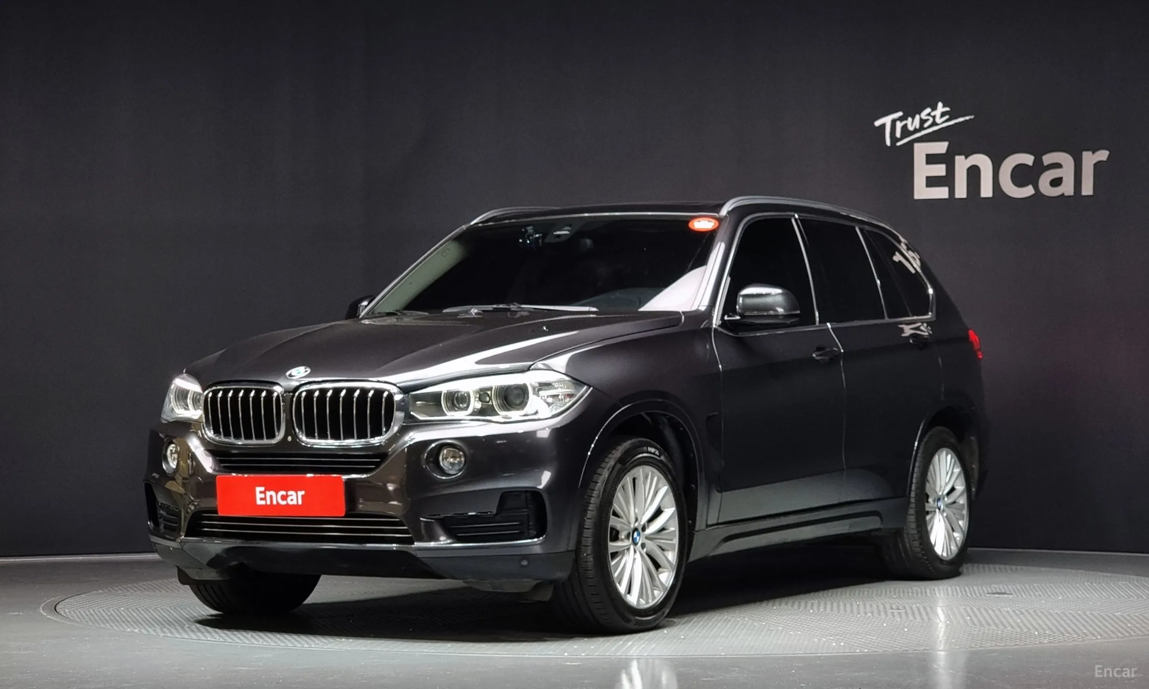 X5 (F15)
