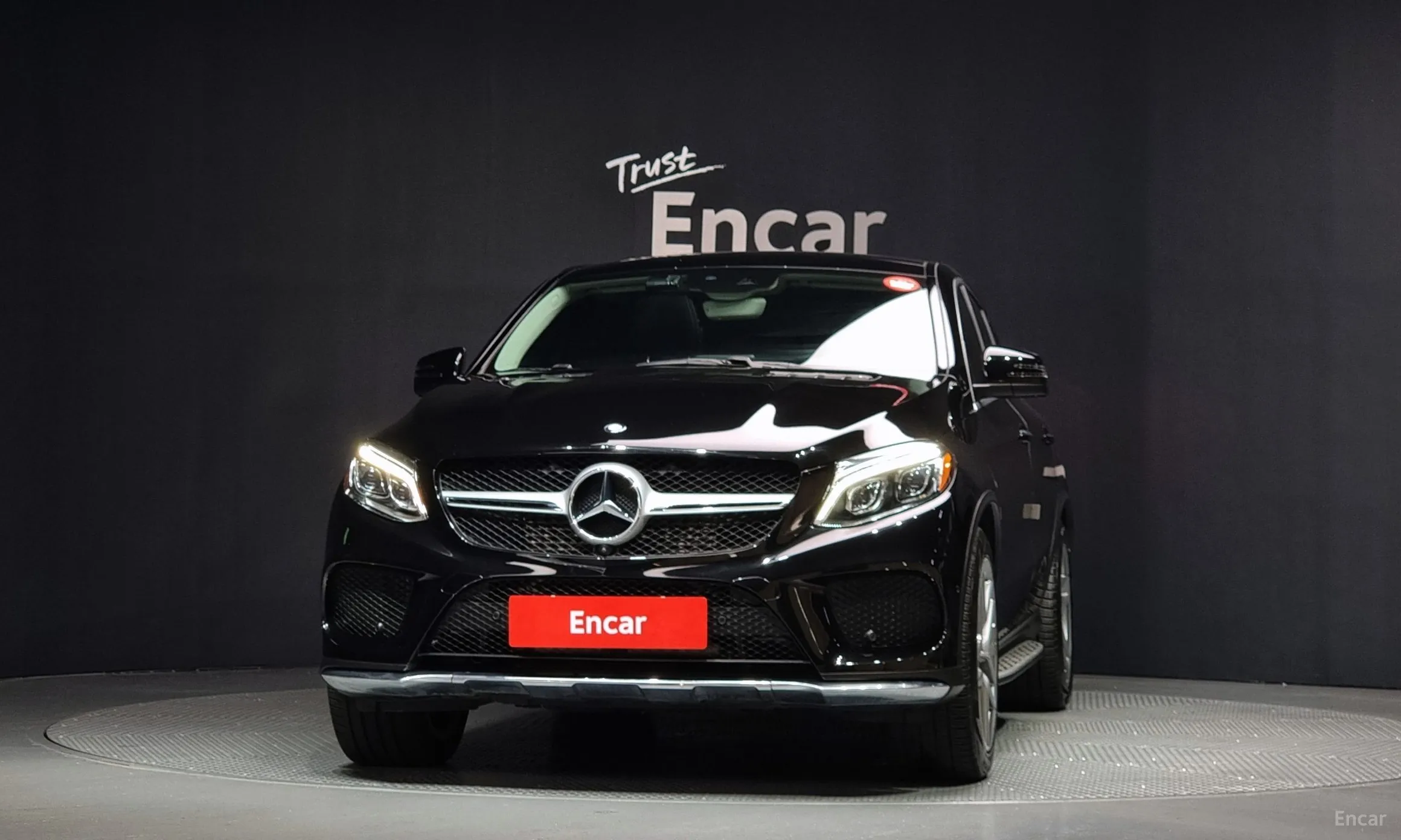 Mercedes Benz GLE-Class W166