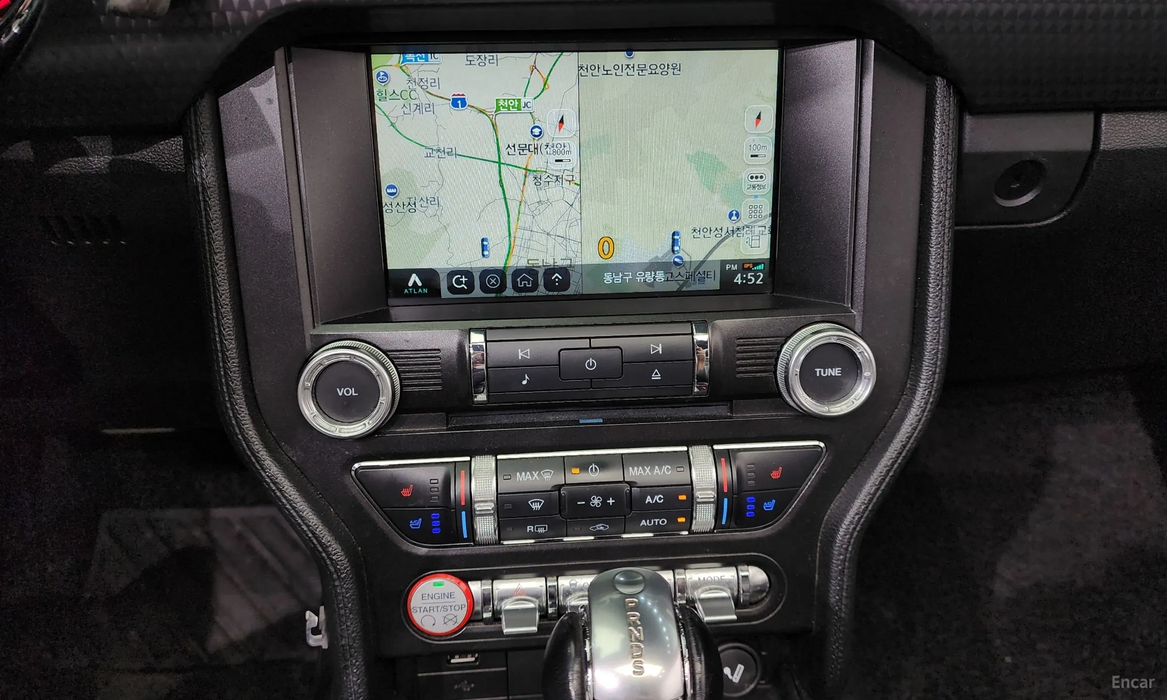 Ford Mustang превью 18