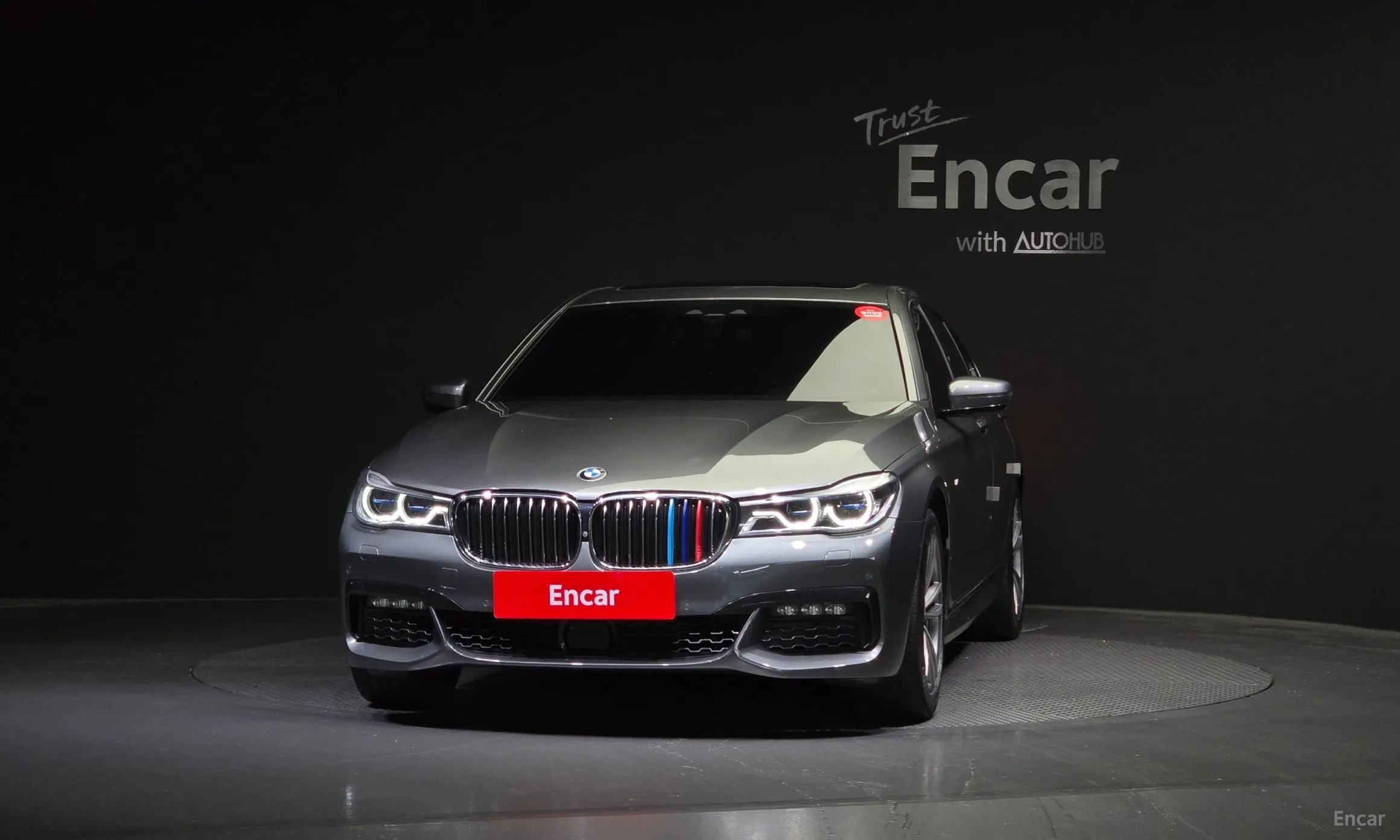 BMW 7 Series (G11) превью 2