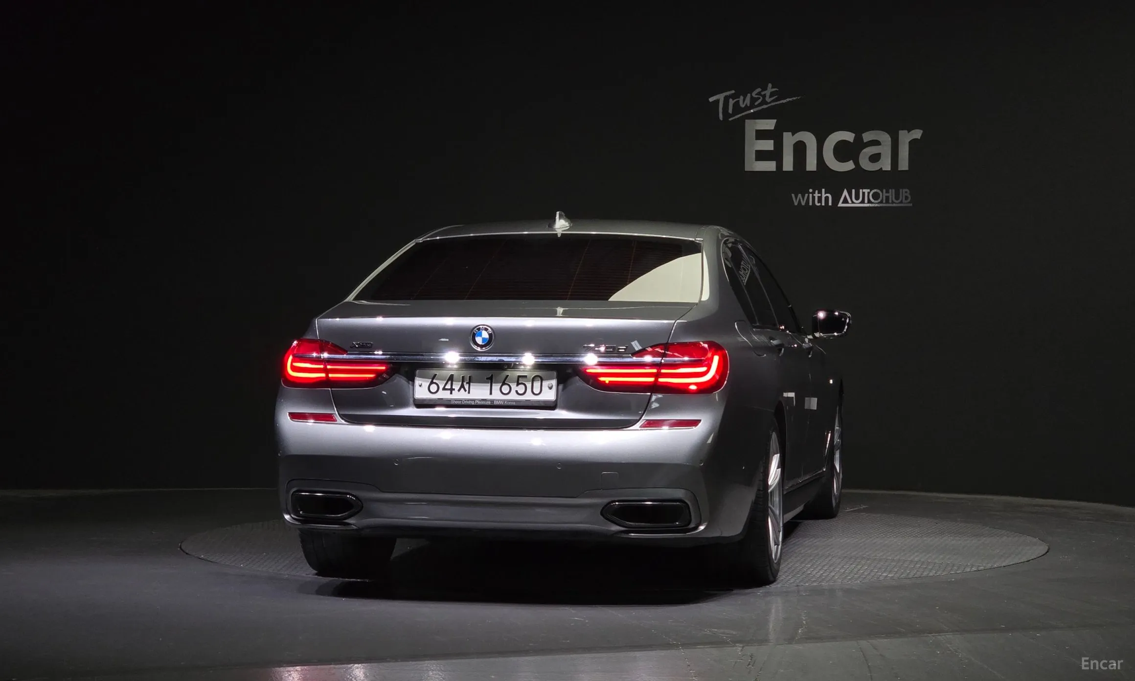BMW 7 Series (G11) превью 3