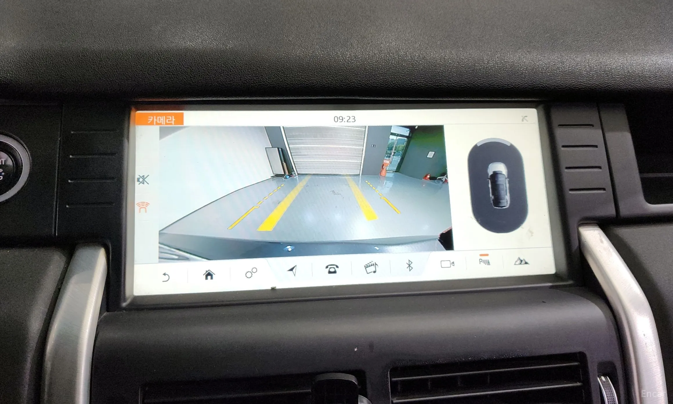 Land Rover Discovery Sports превью 15