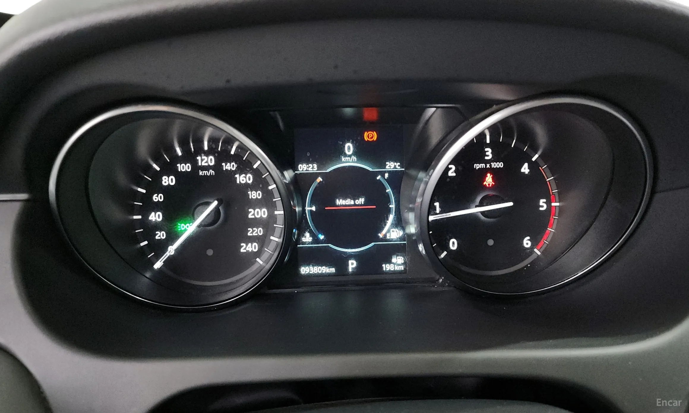 Land Rover Discovery Sports превью 8