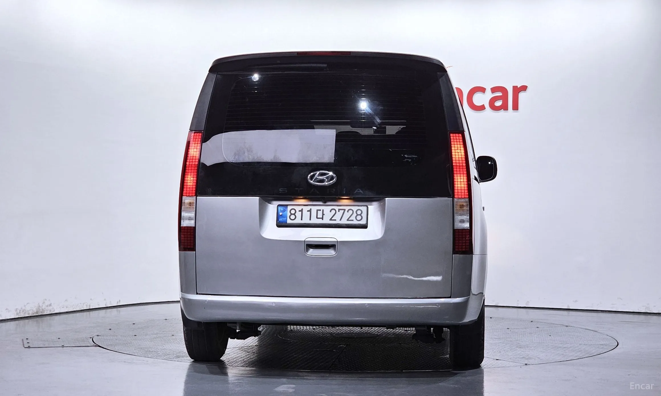Hyundai Staria превью 3