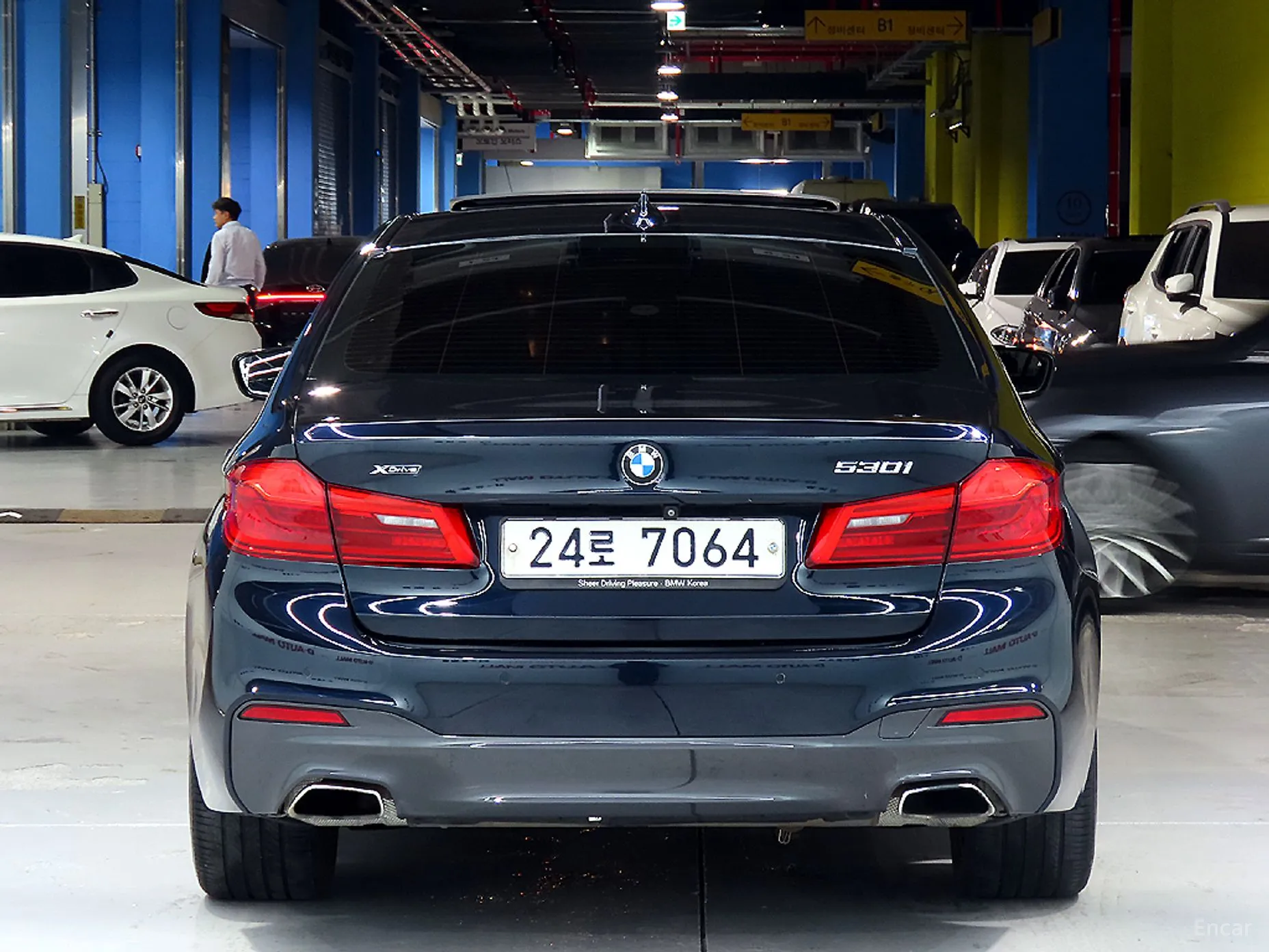 BMW 5 Series (G30) превью 3