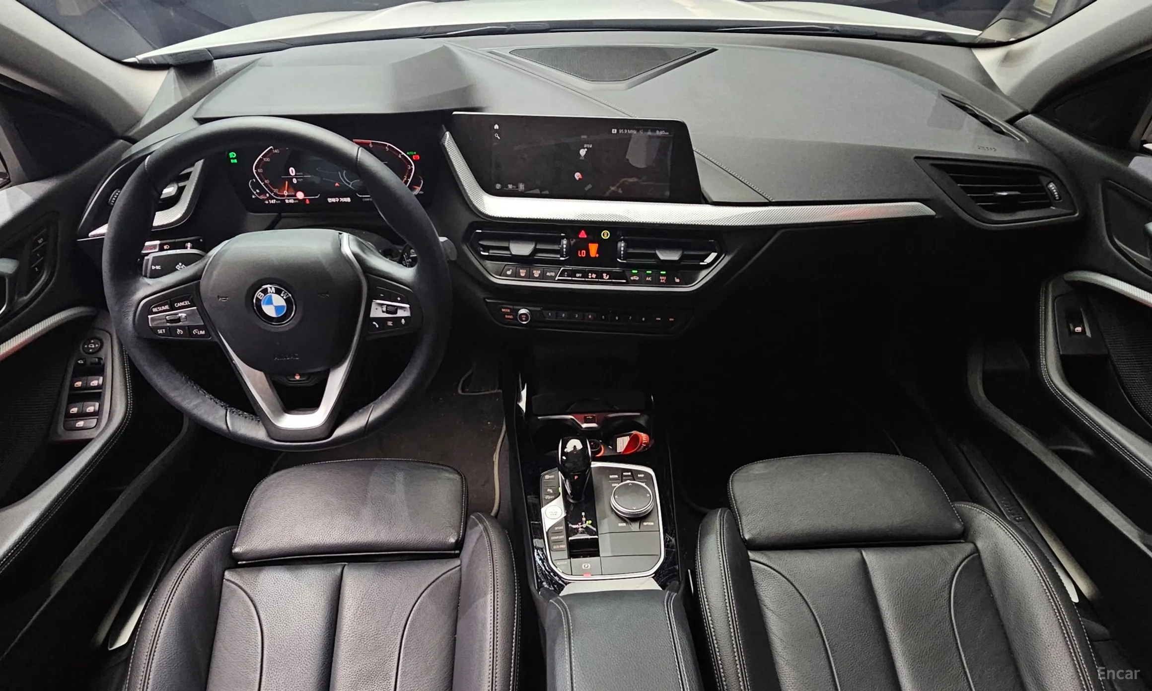 BMW 1 Series (F40) превью 4