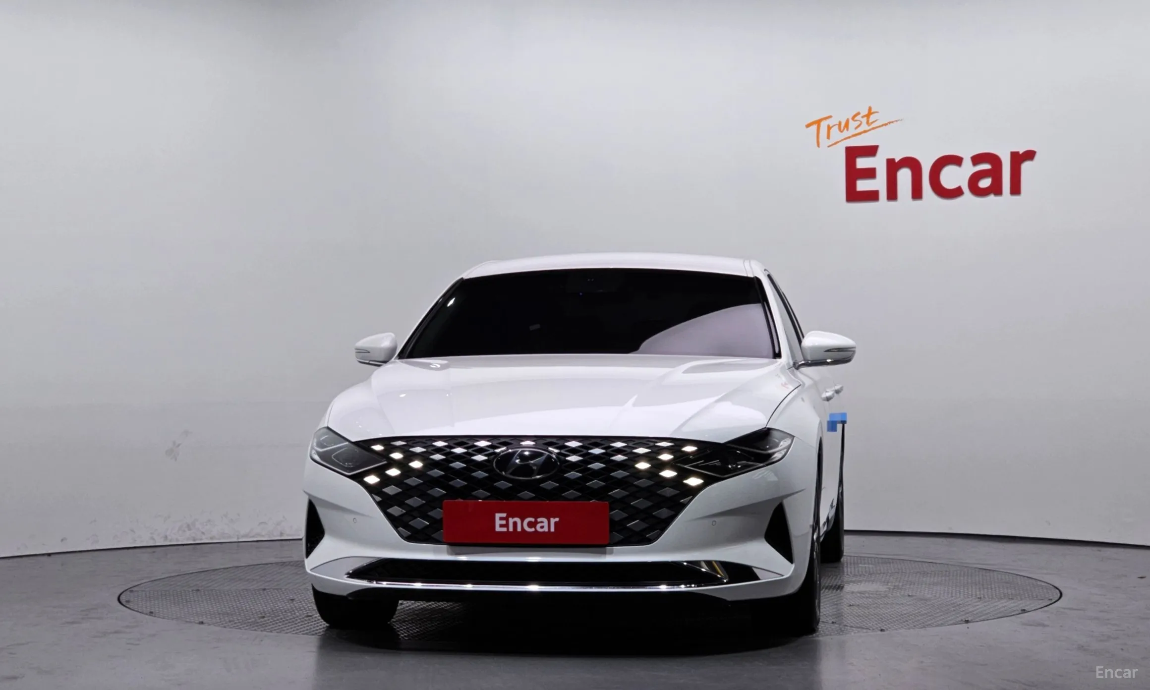 Hyundai Grandeur IG превью 2