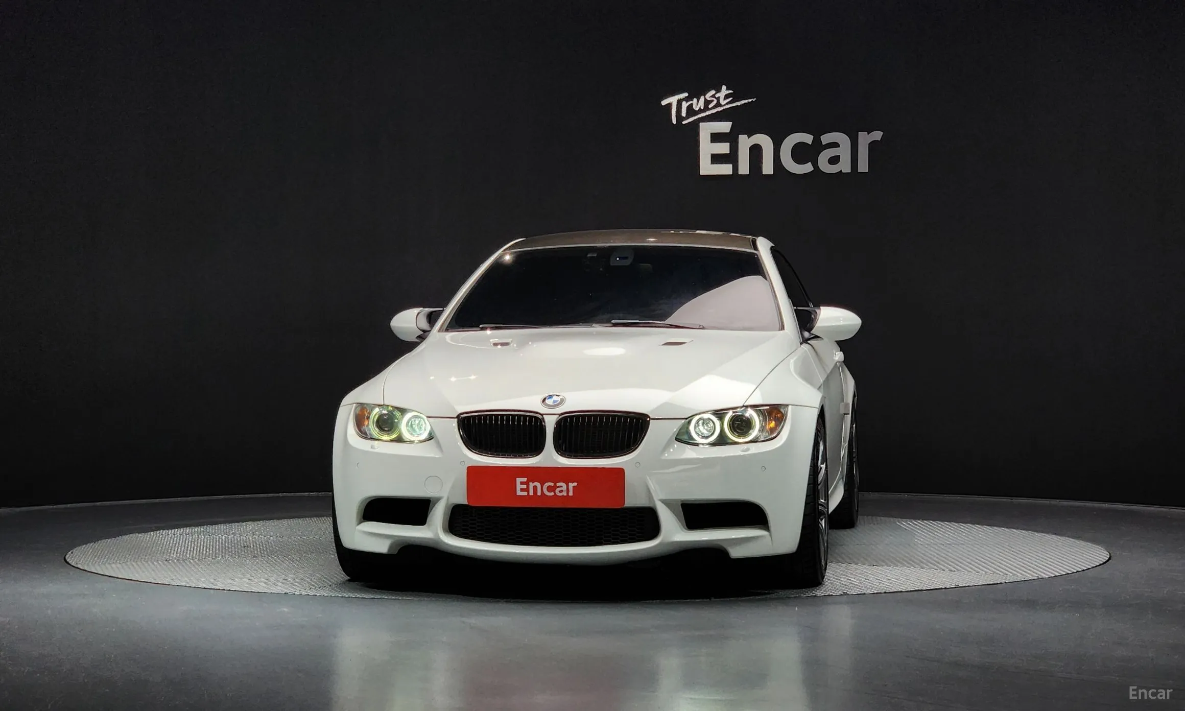 BMW M3 (E90)