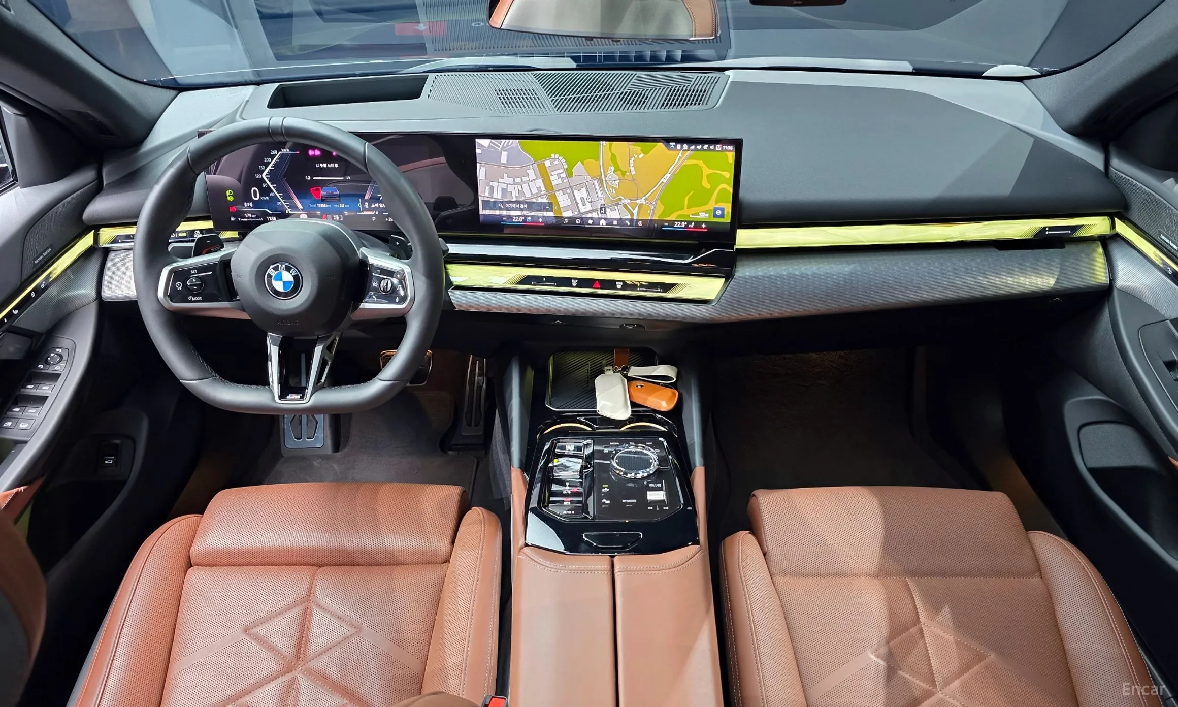 BMW 5 Series (G60) превью 4