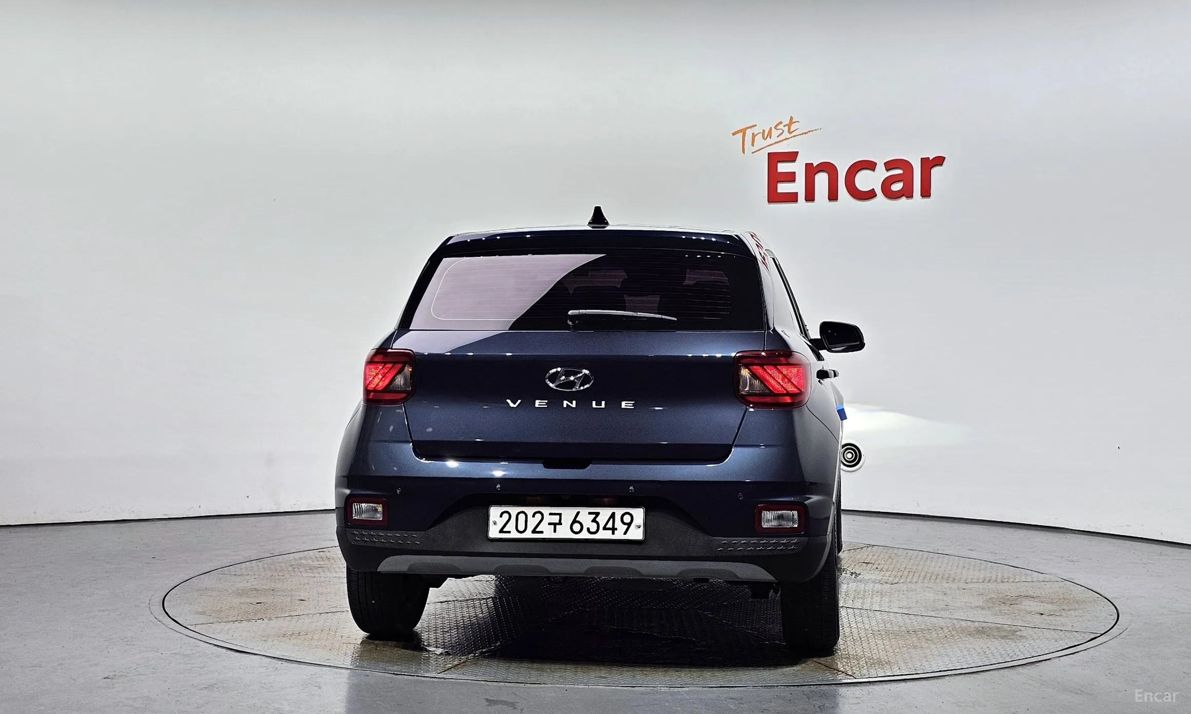 Hyundai Venue превью 3